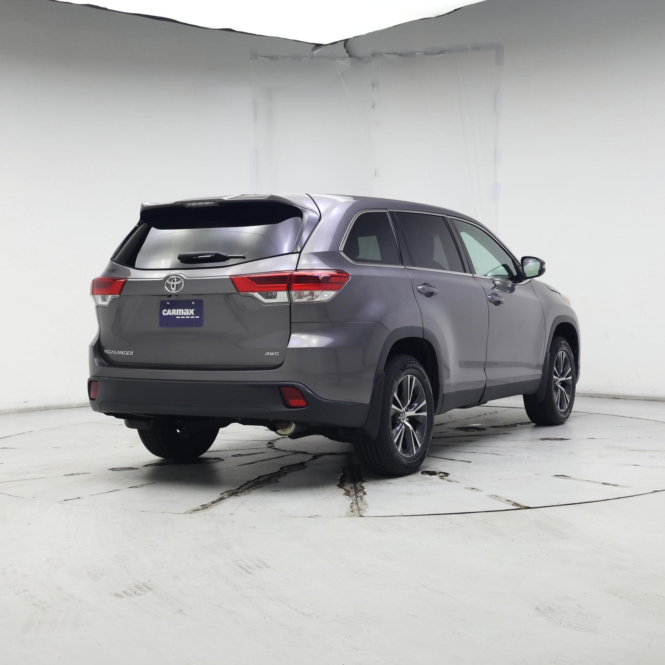 Thumbnail: 2019 Toyota Highlander - 8