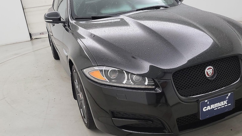 2015 Jaguar XF Portfolio Hero Image