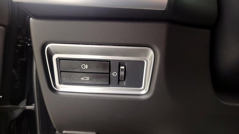 2015 Jaguar XF Portfolio 11