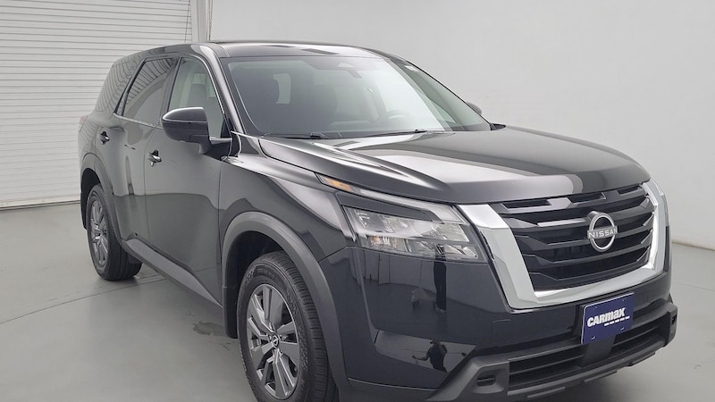 2024 Nissan Pathfinder S Hero Image