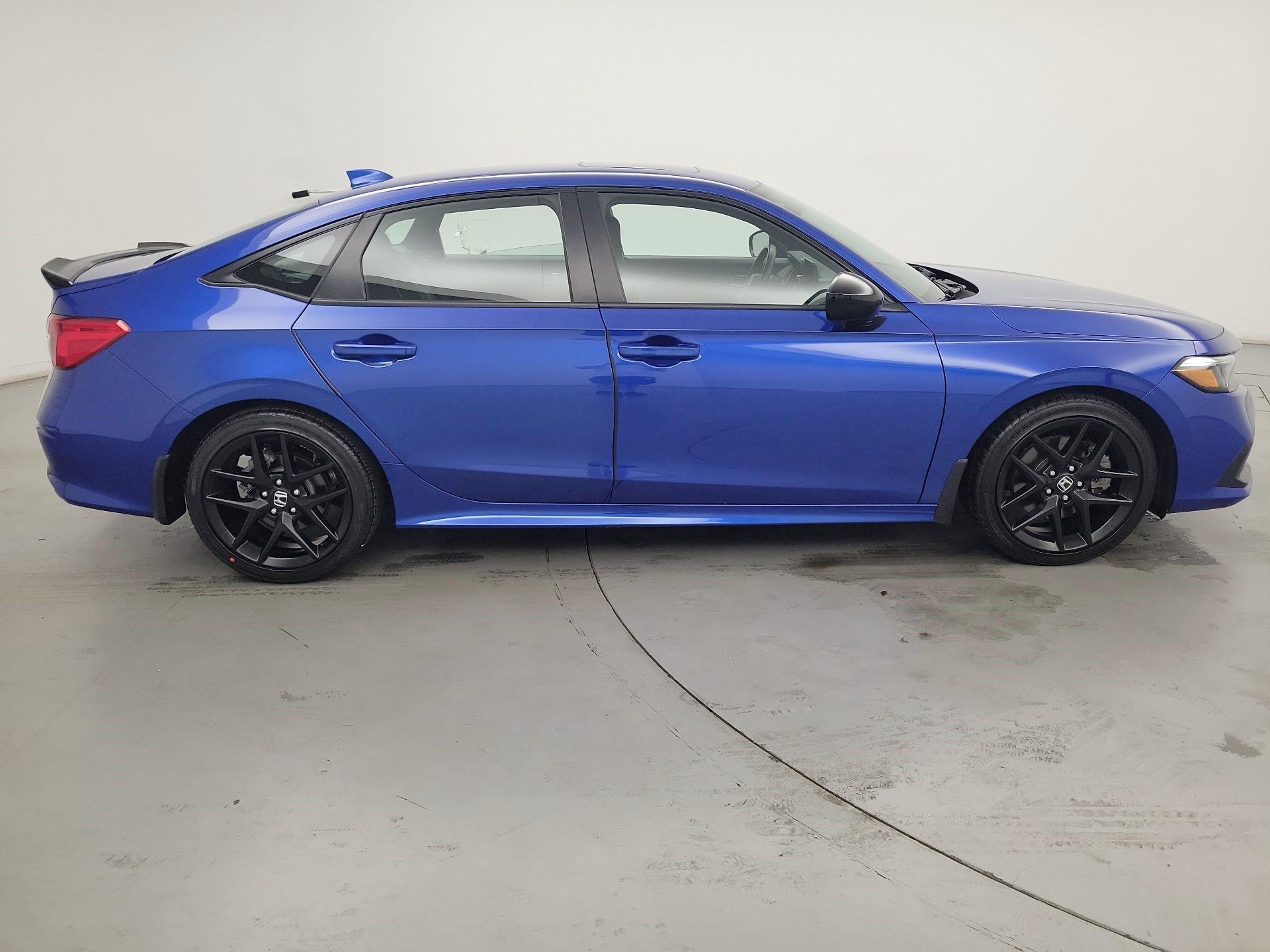 Thumbnail: 2023 Honda Civic - 4