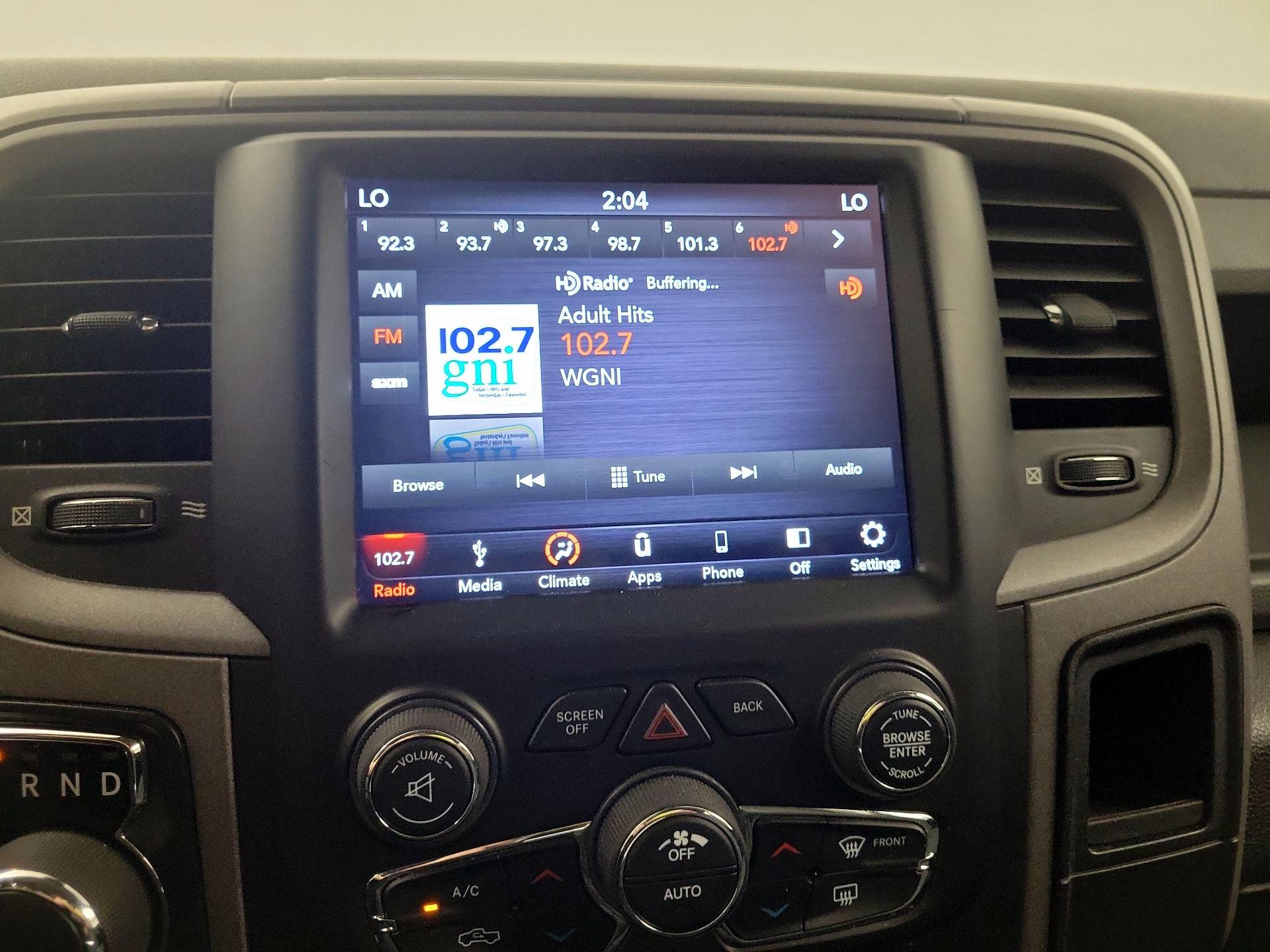 Thumbnail: 2019 RAM 1500 Classic - 13