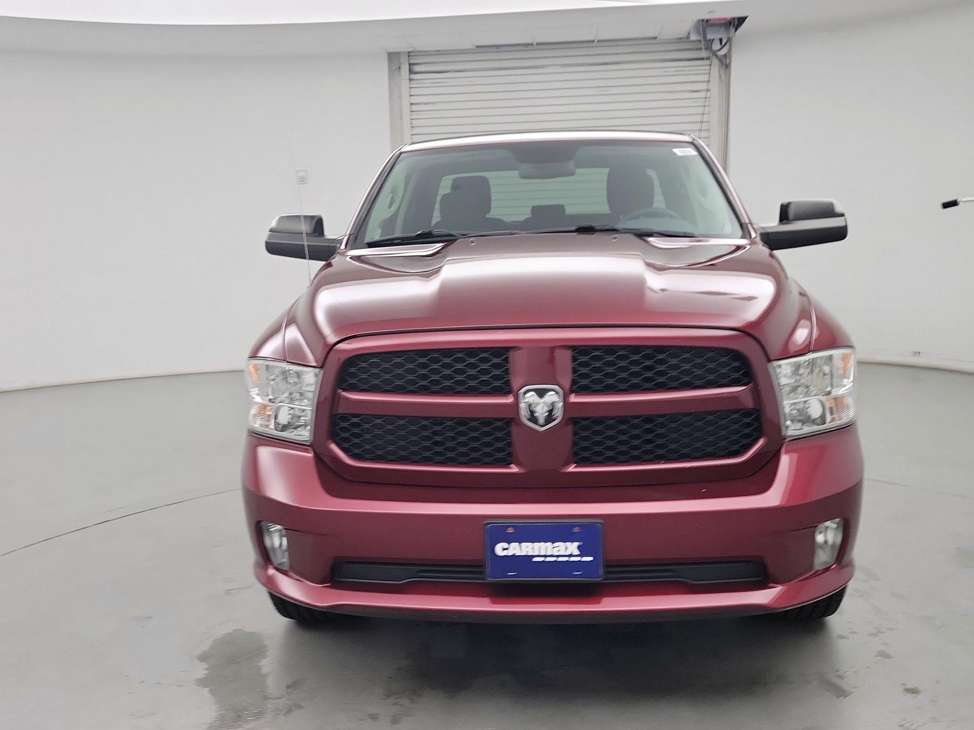 Thumbnail: 2019 RAM 1500 Classic - 2