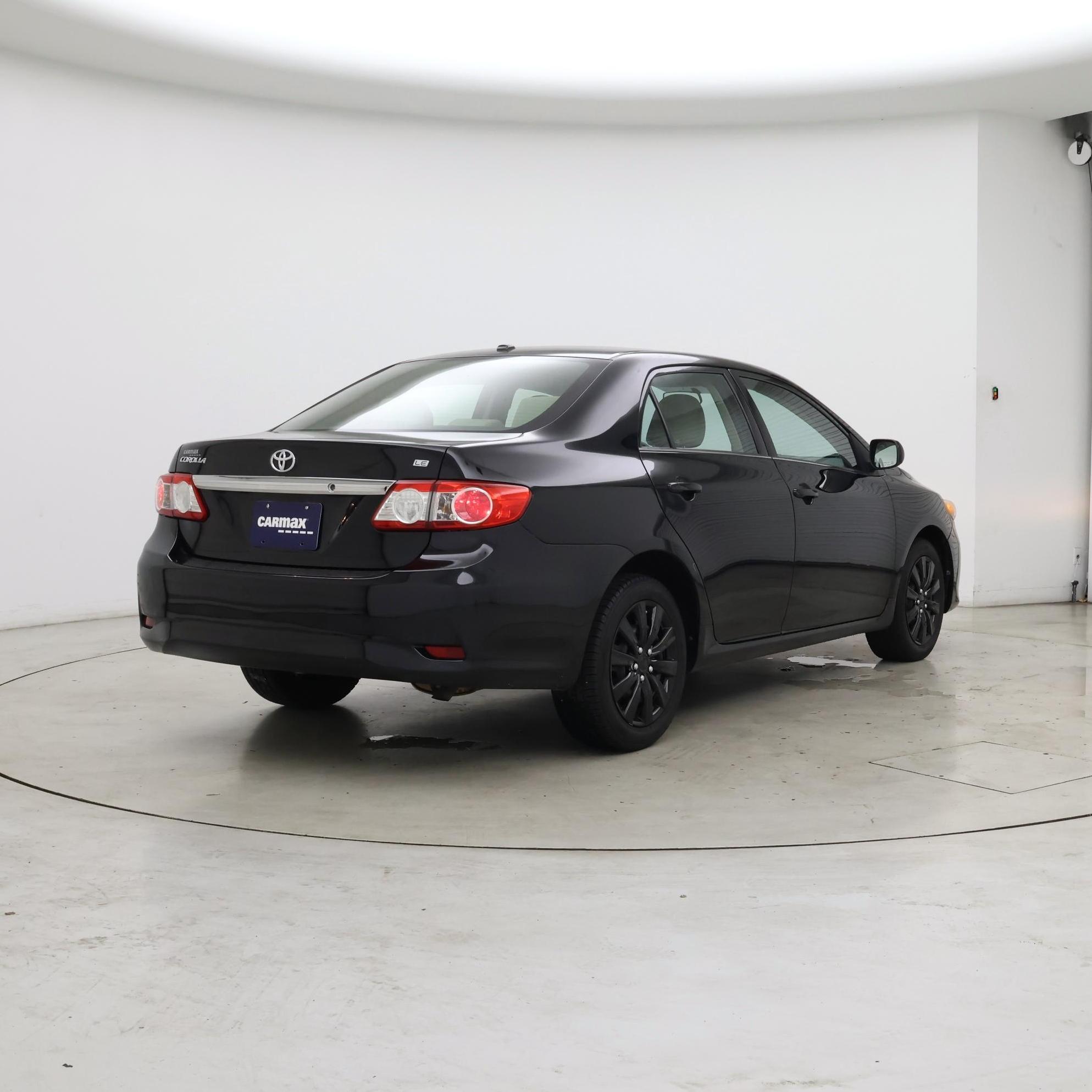 Thumbnail: 2013 Toyota Corolla - 8