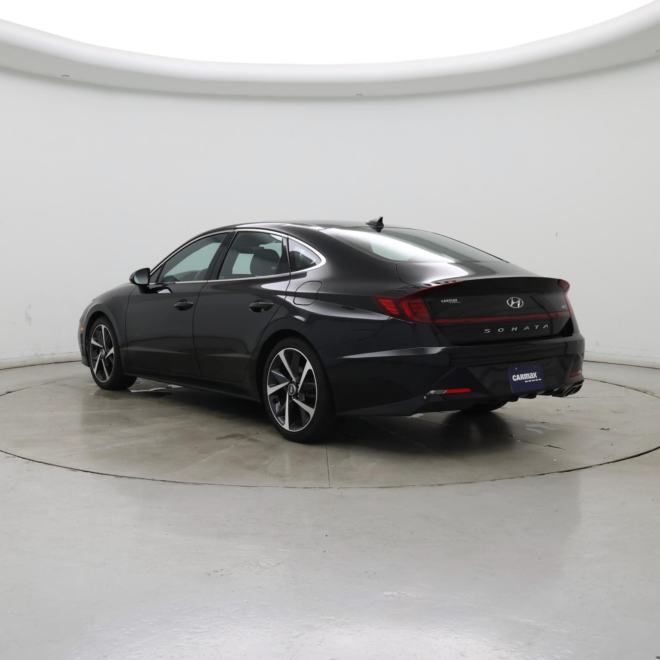 Thumbnail: 2023 Hyundai Sonata - 2