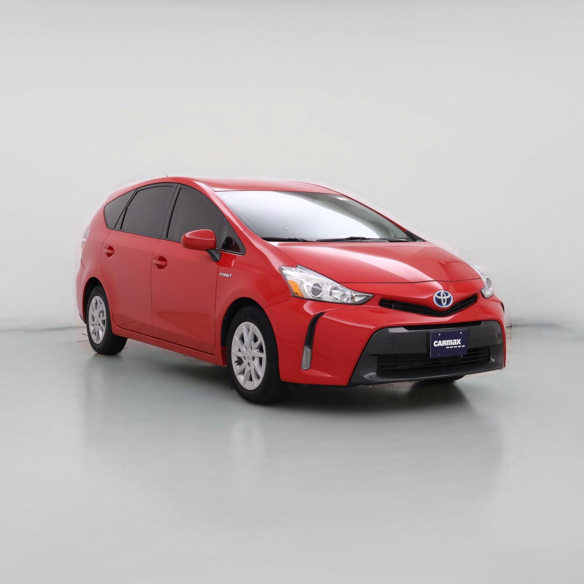 Thumbnail: 2016 Toyota Prius v - 1