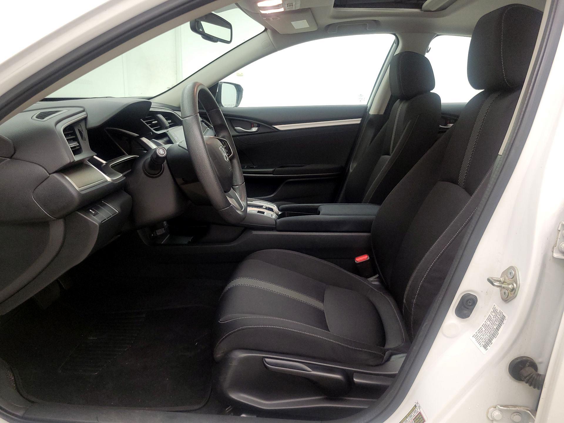 Thumbnail: 2016 Honda Civic - 11
