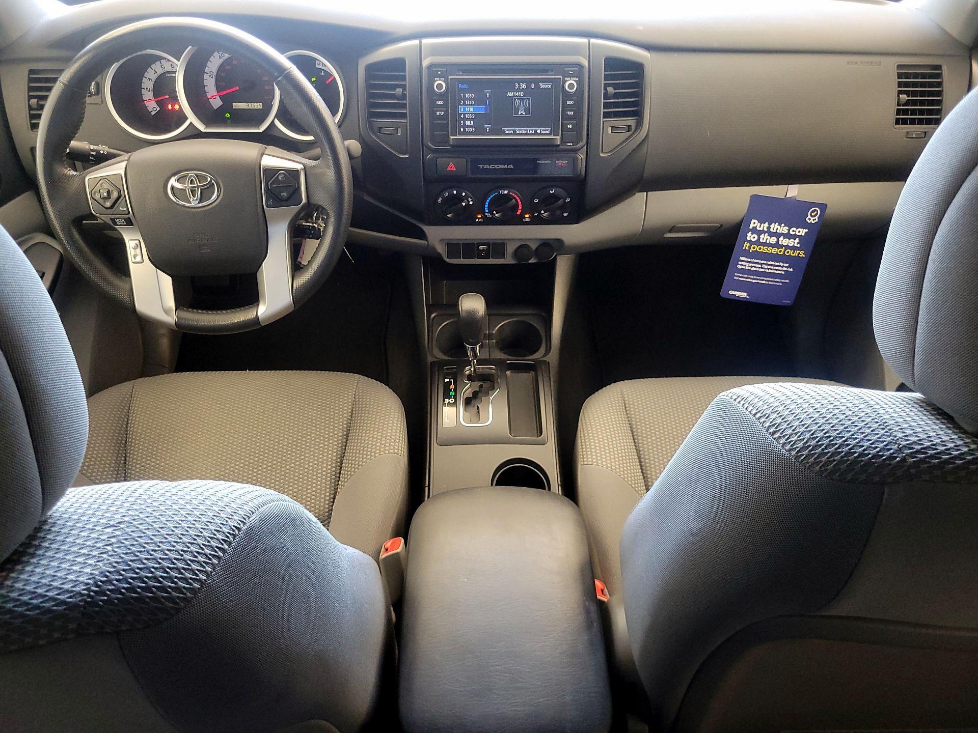 Thumbnail: 2015 Toyota Tacoma - 9