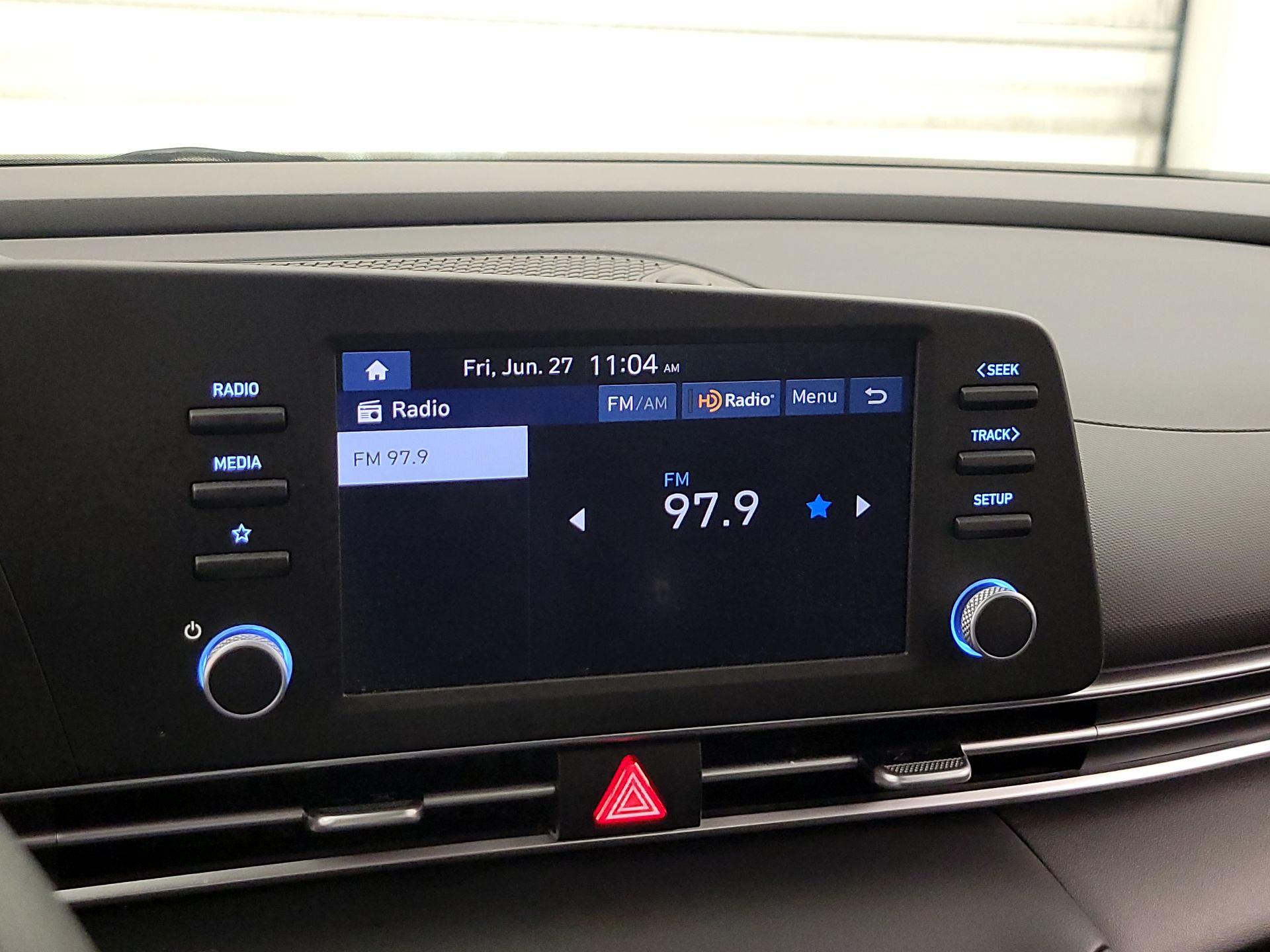Thumbnail: 2024 Hyundai Elantra - 15