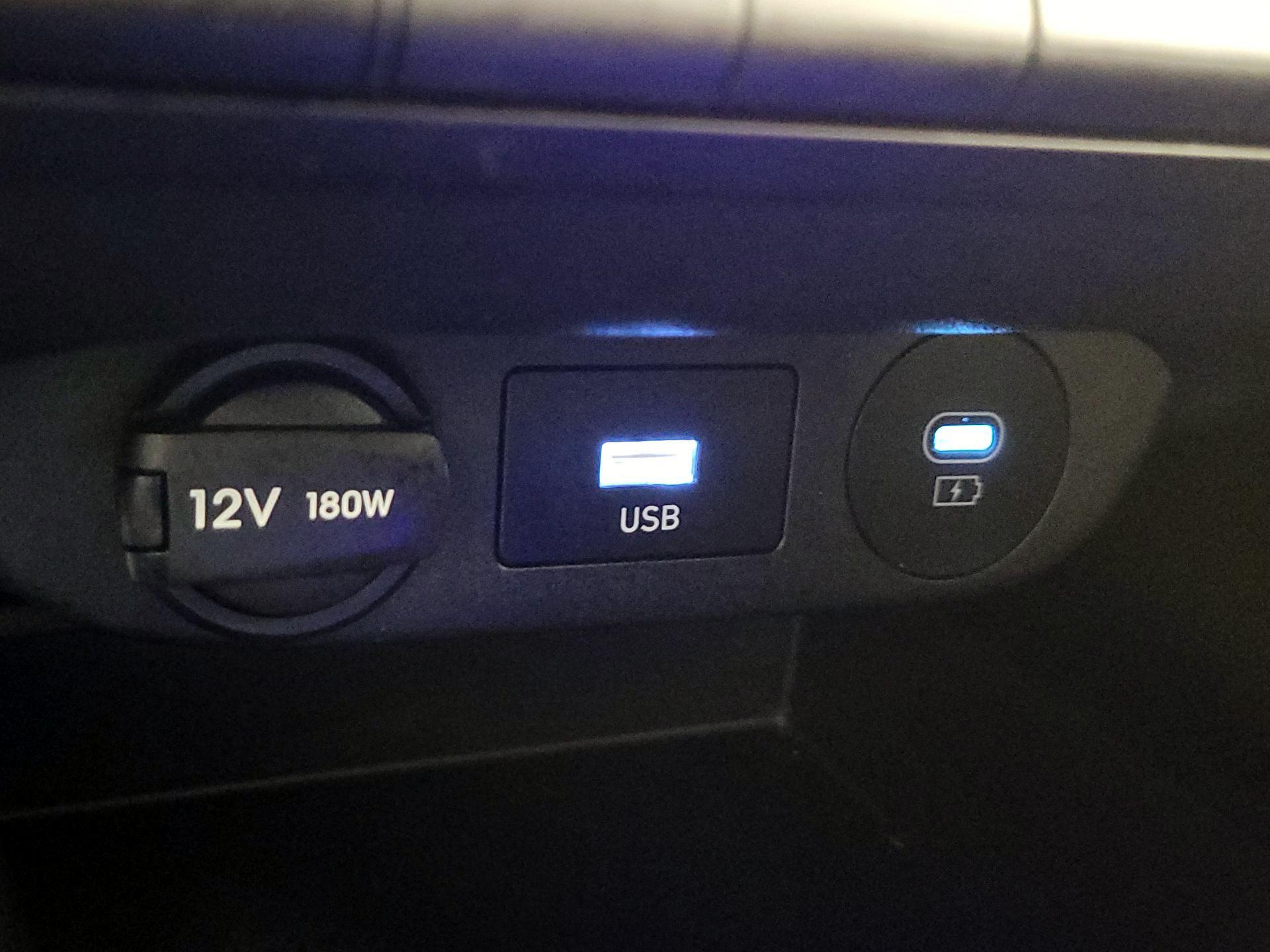 Thumbnail: 2024 Hyundai Elantra - 18