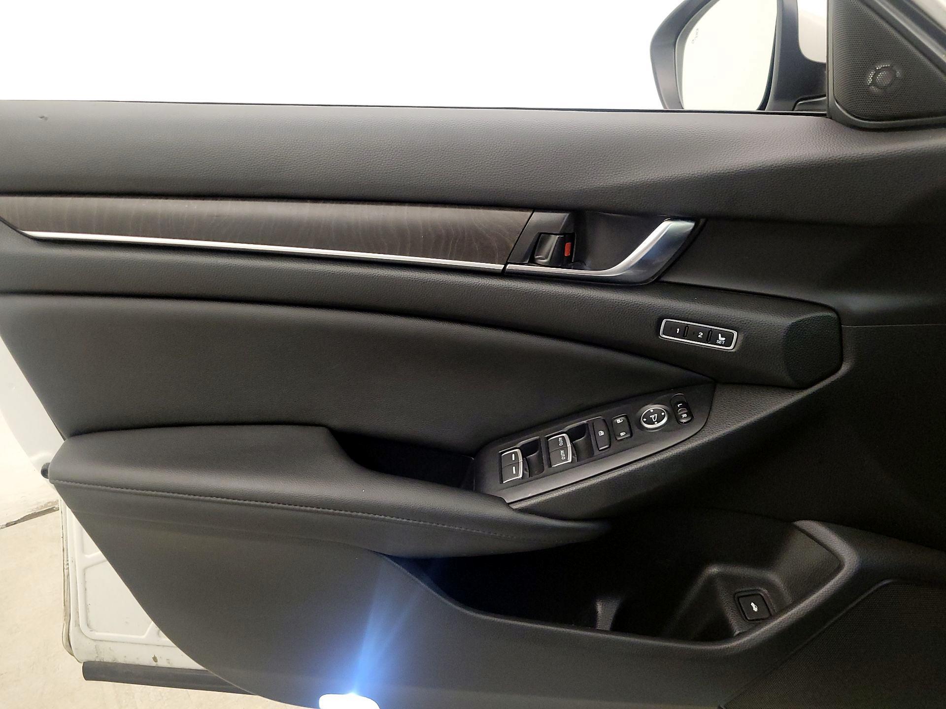 Thumbnail: 2019 Honda Accord - 12
