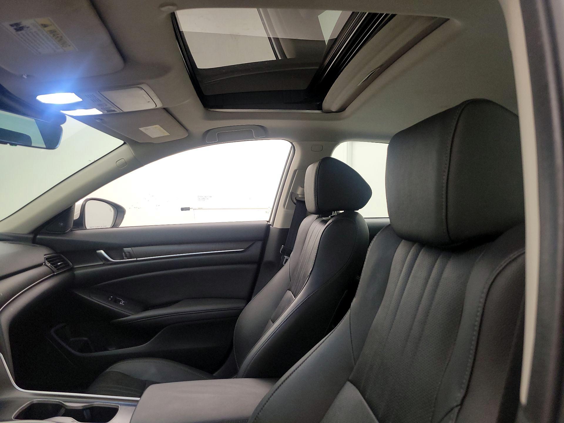 Thumbnail: 2019 Honda Accord - 20