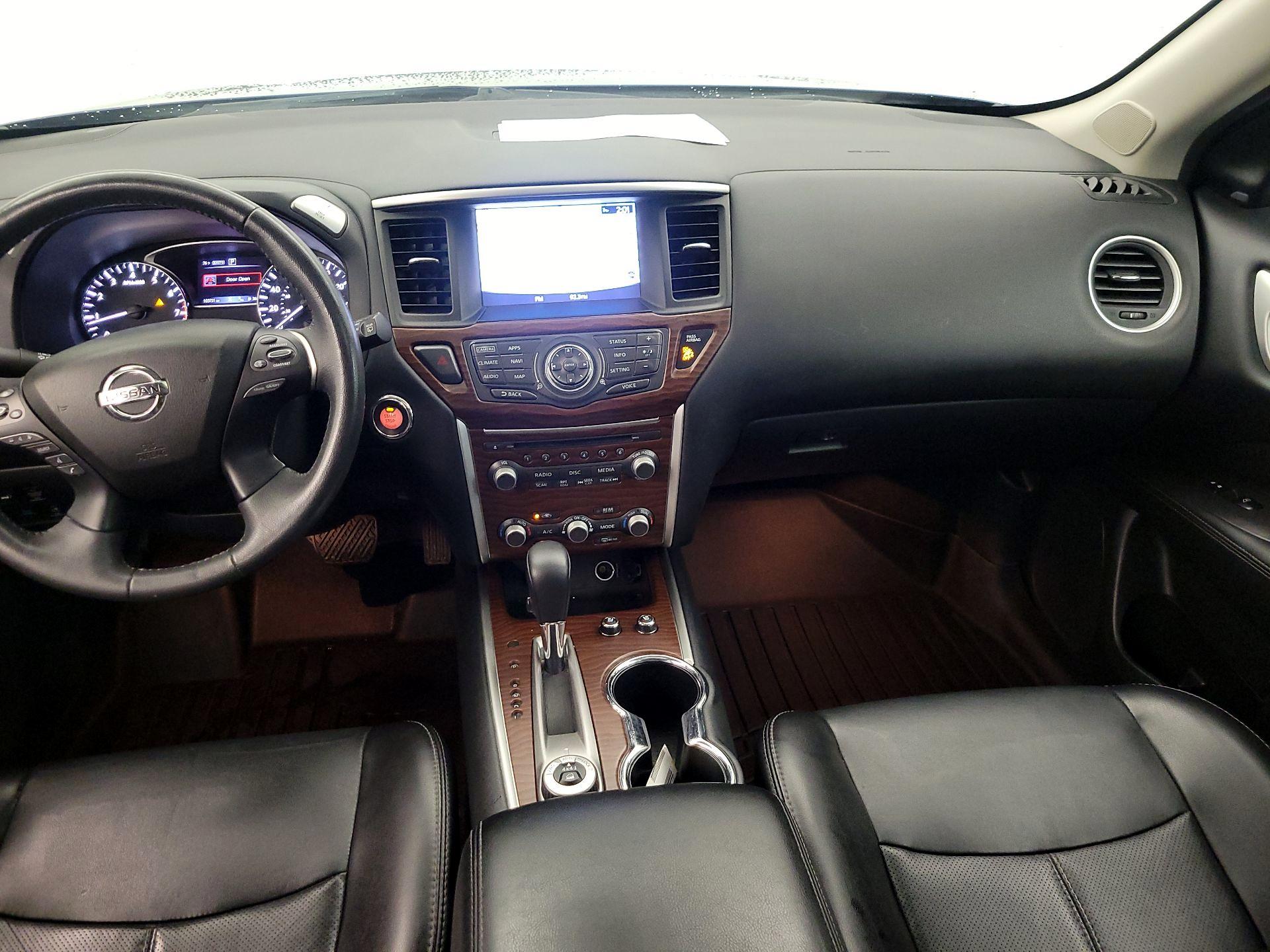 Thumbnail: 2017 Nissan Pathfinder - 9