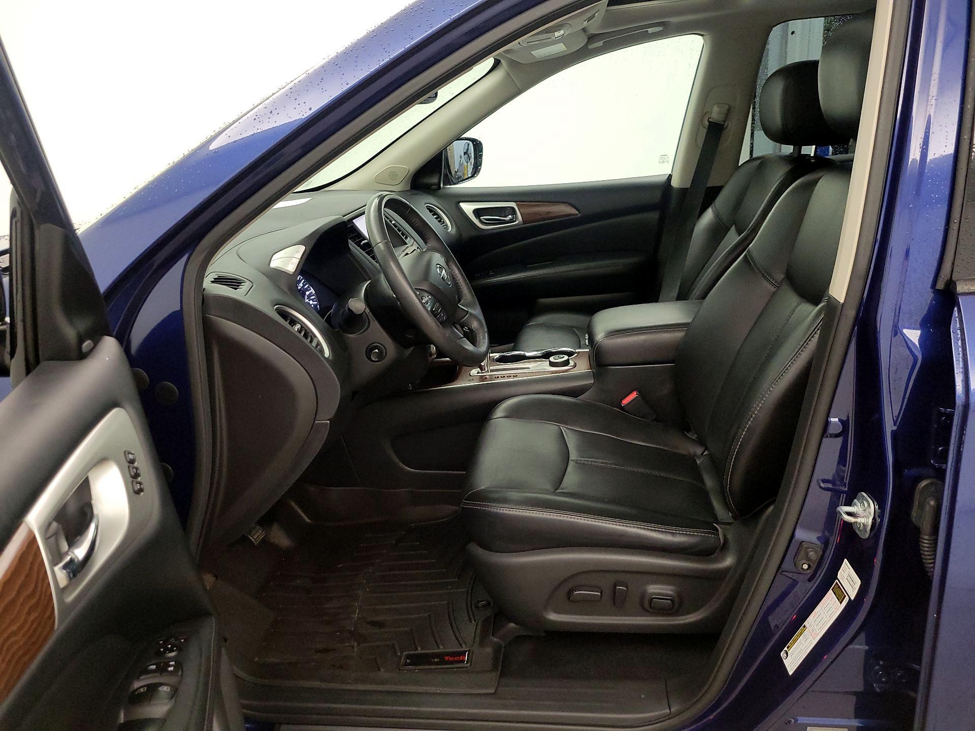 Thumbnail: 2017 Nissan Pathfinder - 11