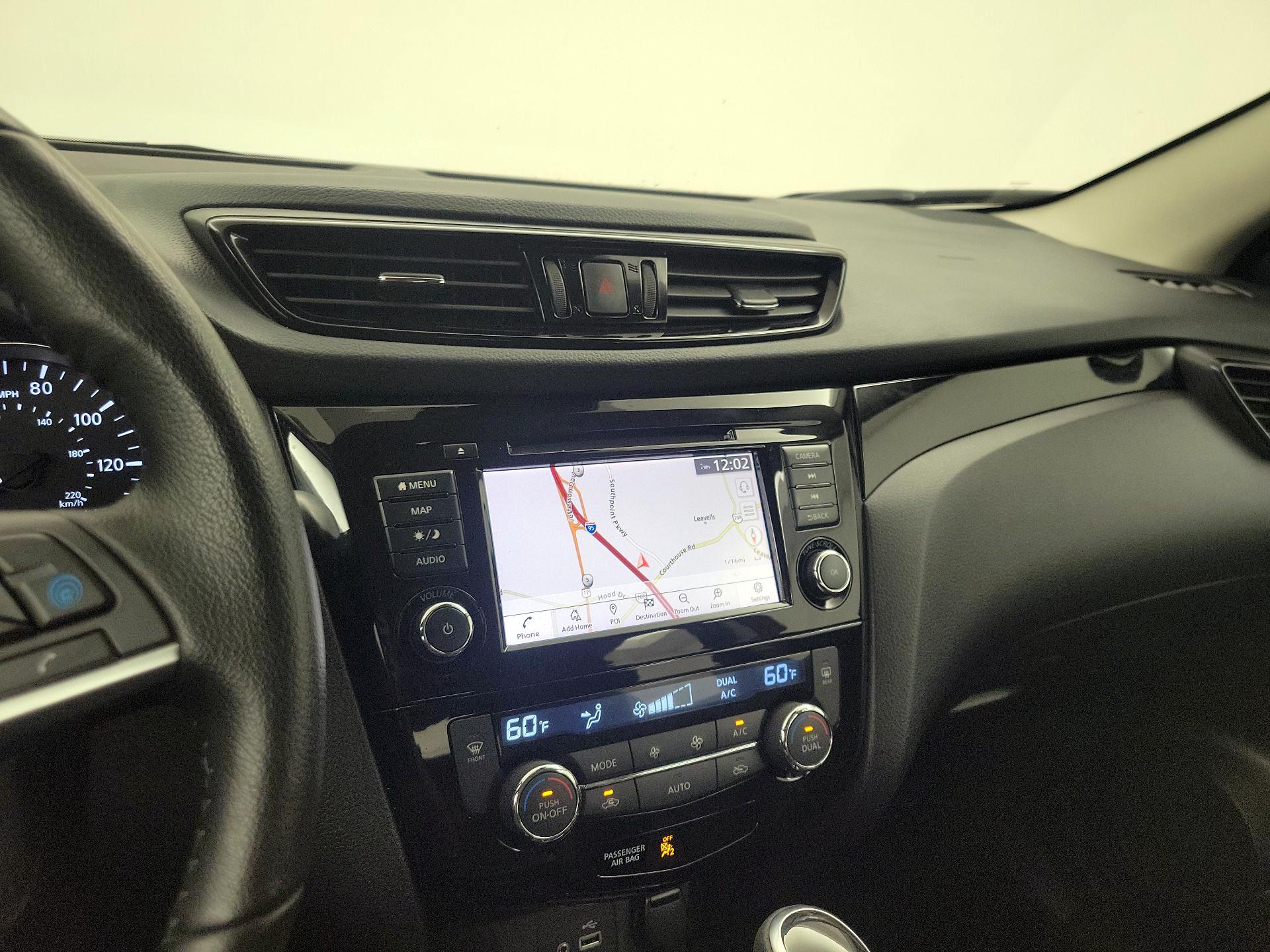 Thumbnail: 2022 Nissan Rogue Sport - 14