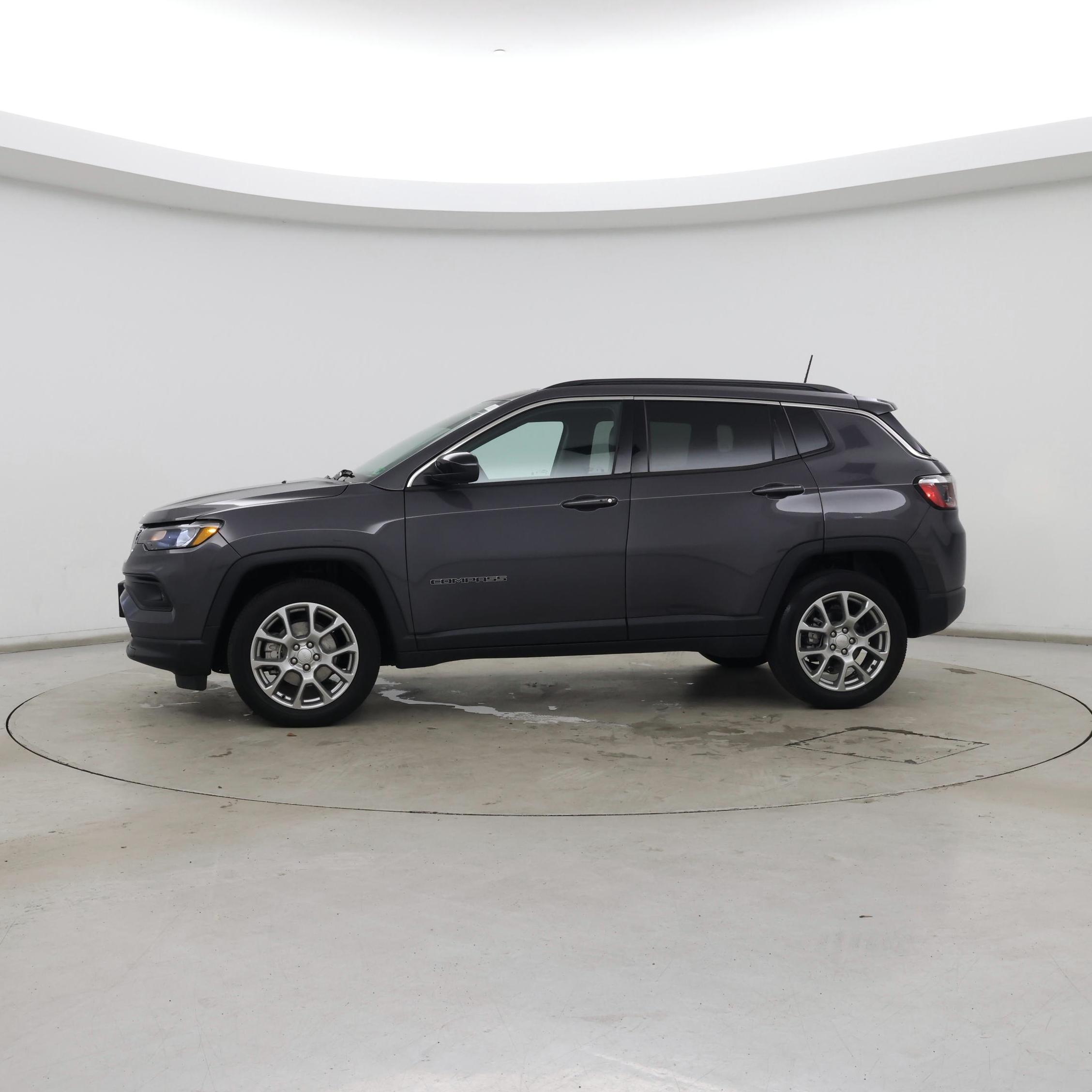 Thumbnail: 2024 Jeep Compass - 3
