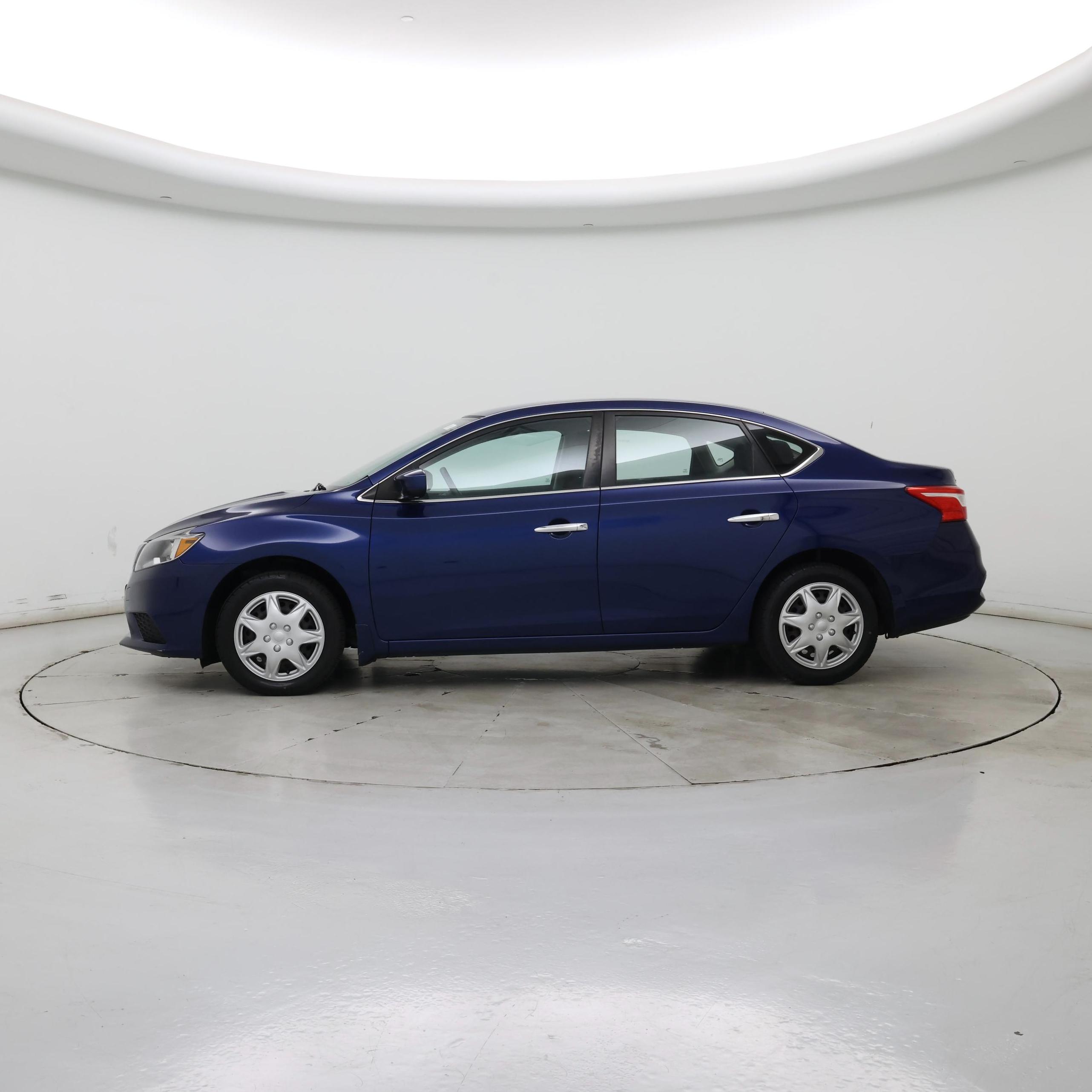 Thumbnail: 2017 Nissan Sentra - 3