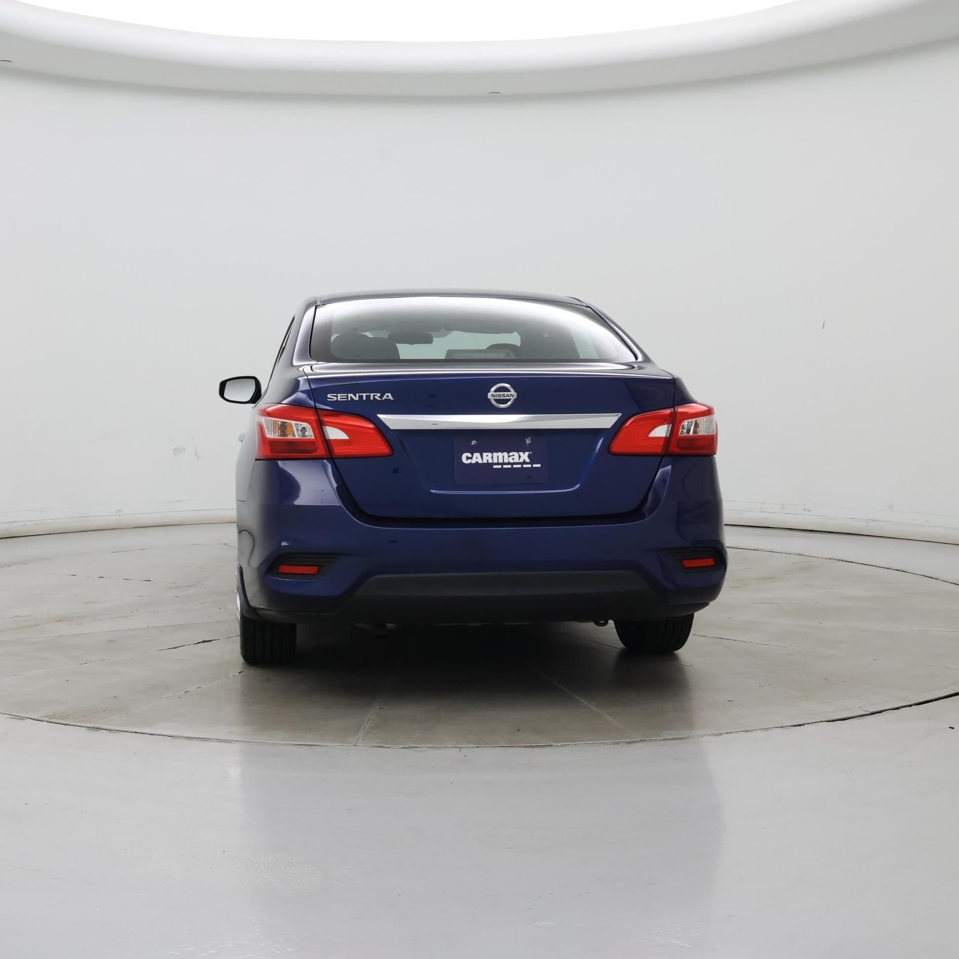 Thumbnail: 2017 Nissan Sentra - 6