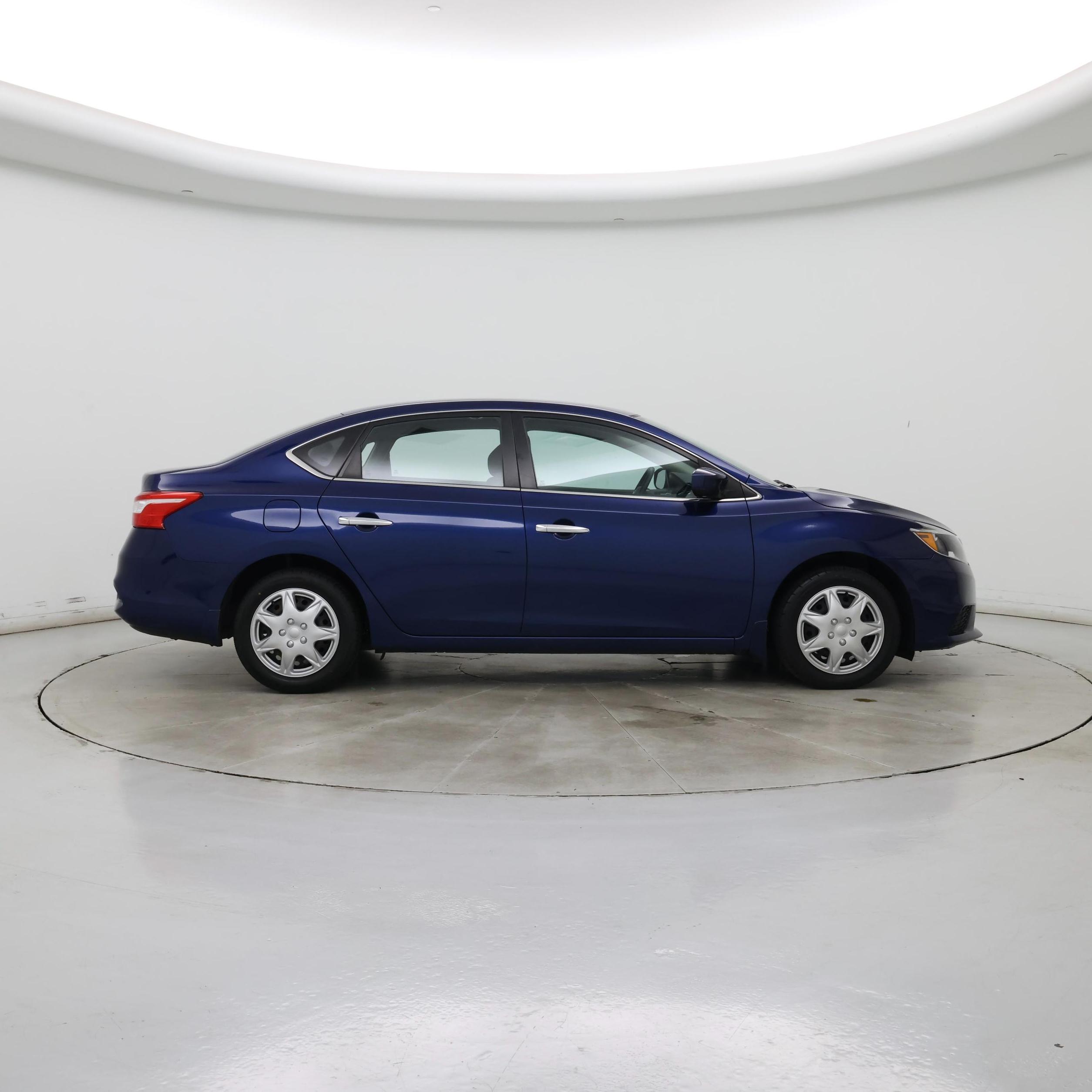 Thumbnail: 2017 Nissan Sentra - 7
