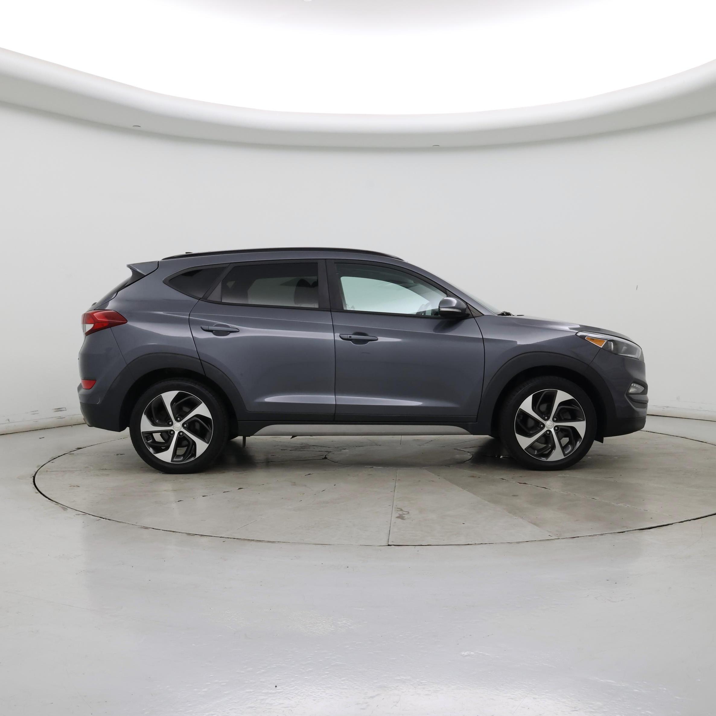 Thumbnail: 2018 Hyundai Tucson - 7