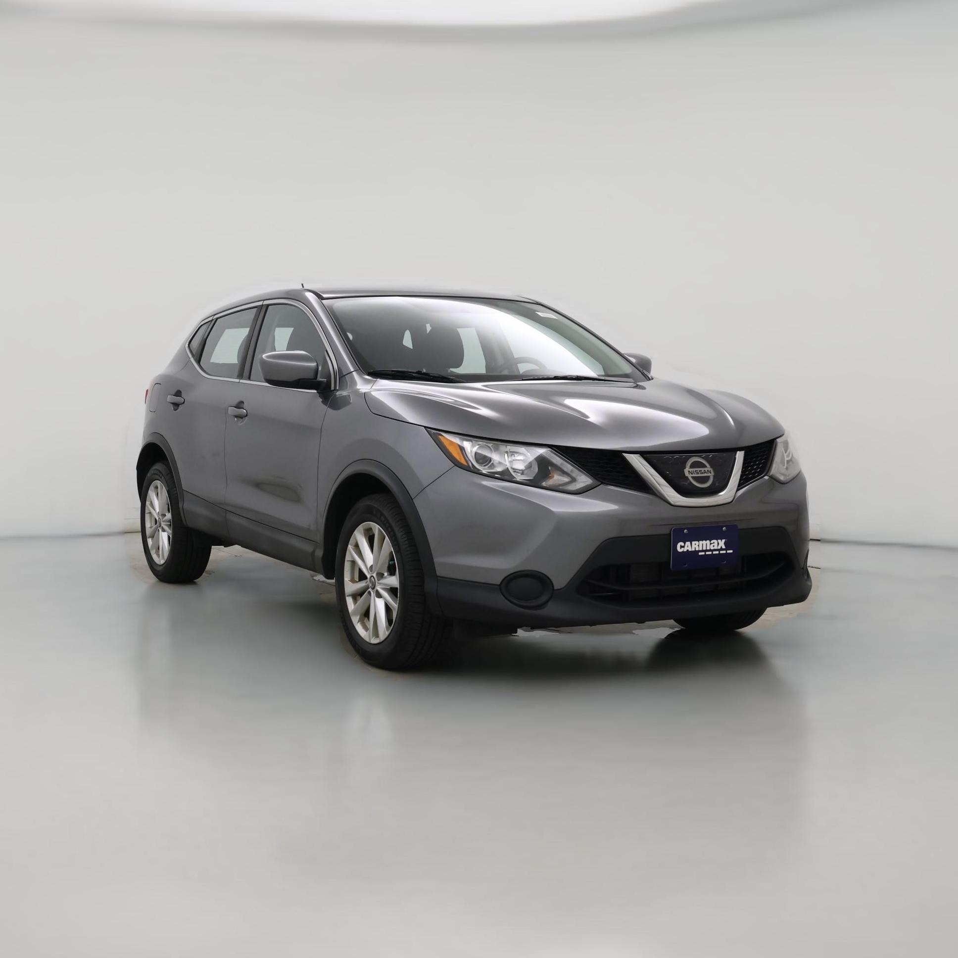 Thumbnail: 2019 Nissan Rogue Sport - 1