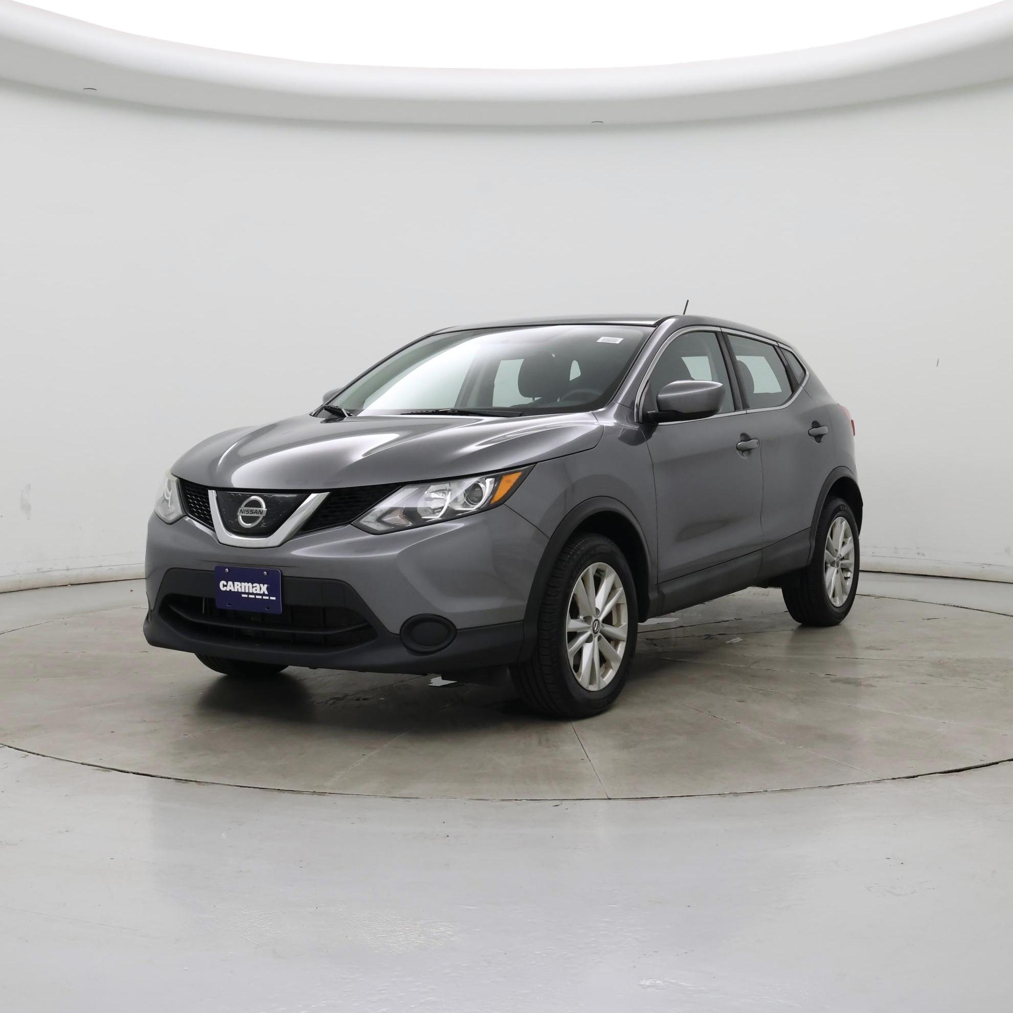 Thumbnail: 2019 Nissan Rogue Sport - 4