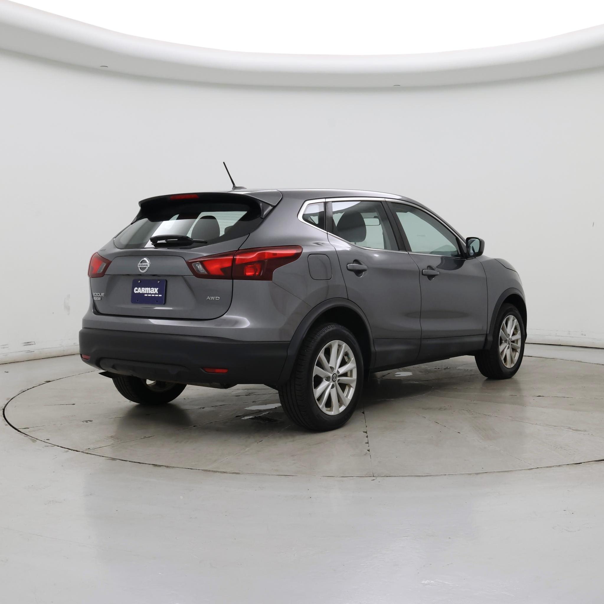 Thumbnail: 2019 Nissan Rogue Sport - 8