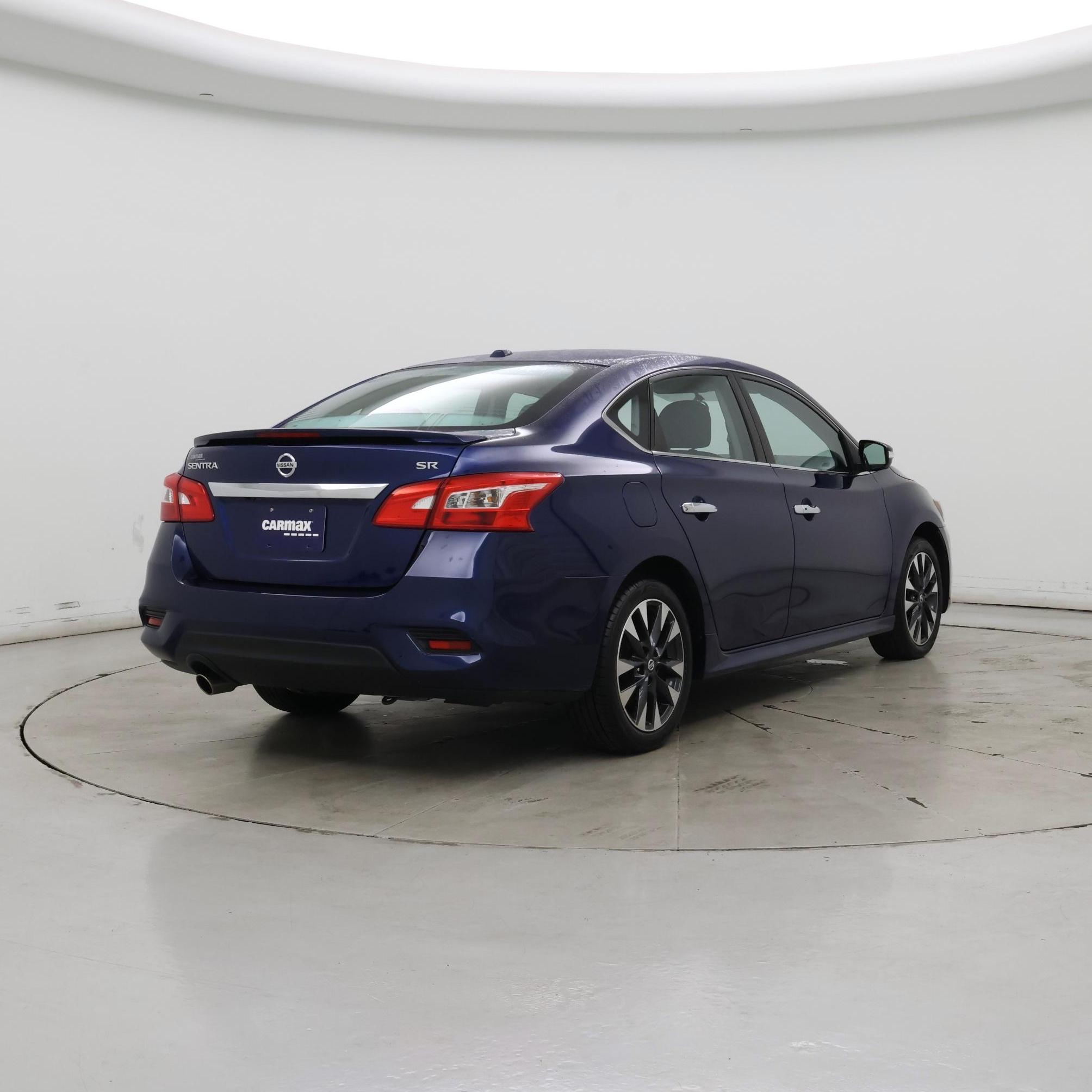 Thumbnail: 2017 Nissan Sentra - 8