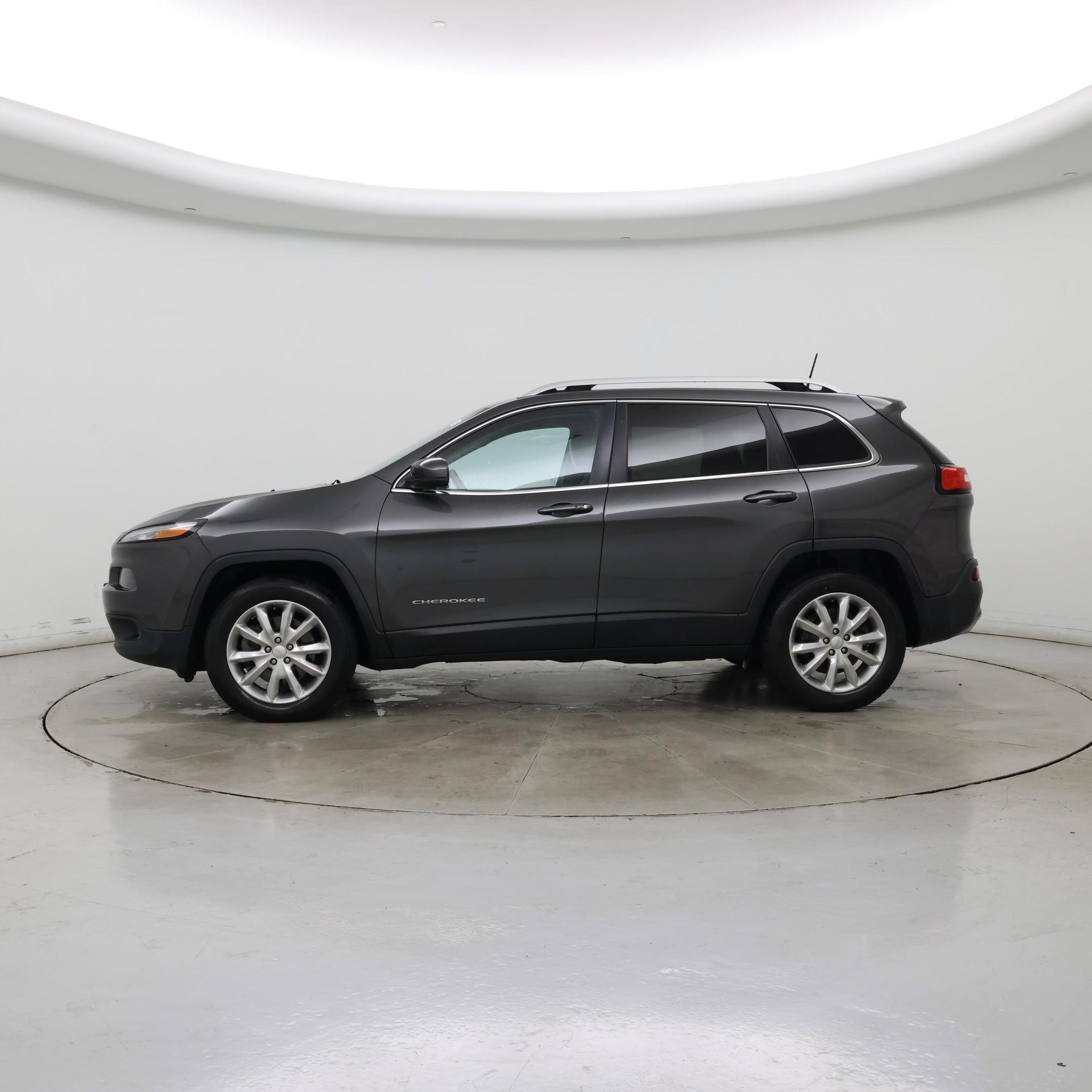Thumbnail: 2017 Jeep Cherokee - 3