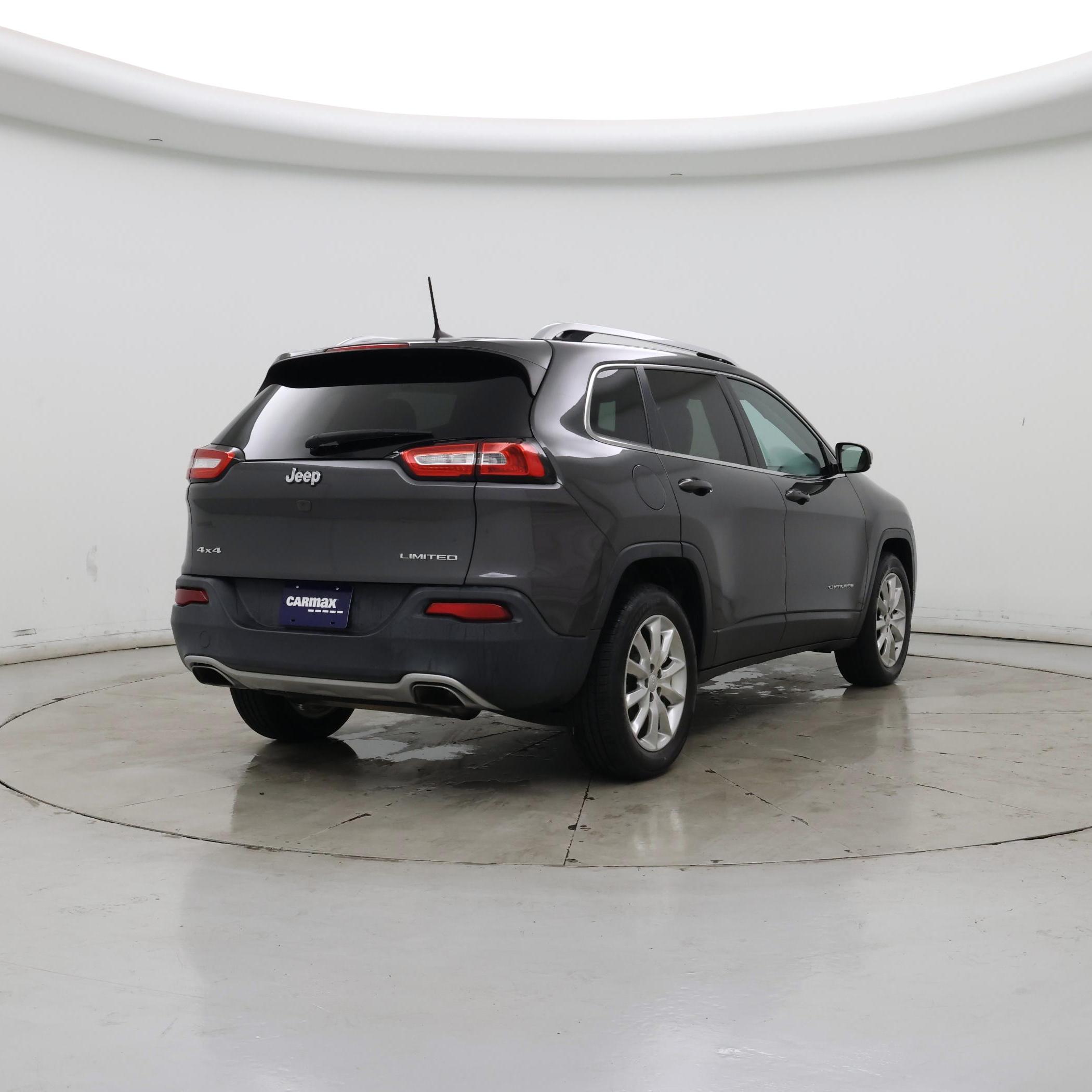 Thumbnail: 2017 Jeep Cherokee - 8