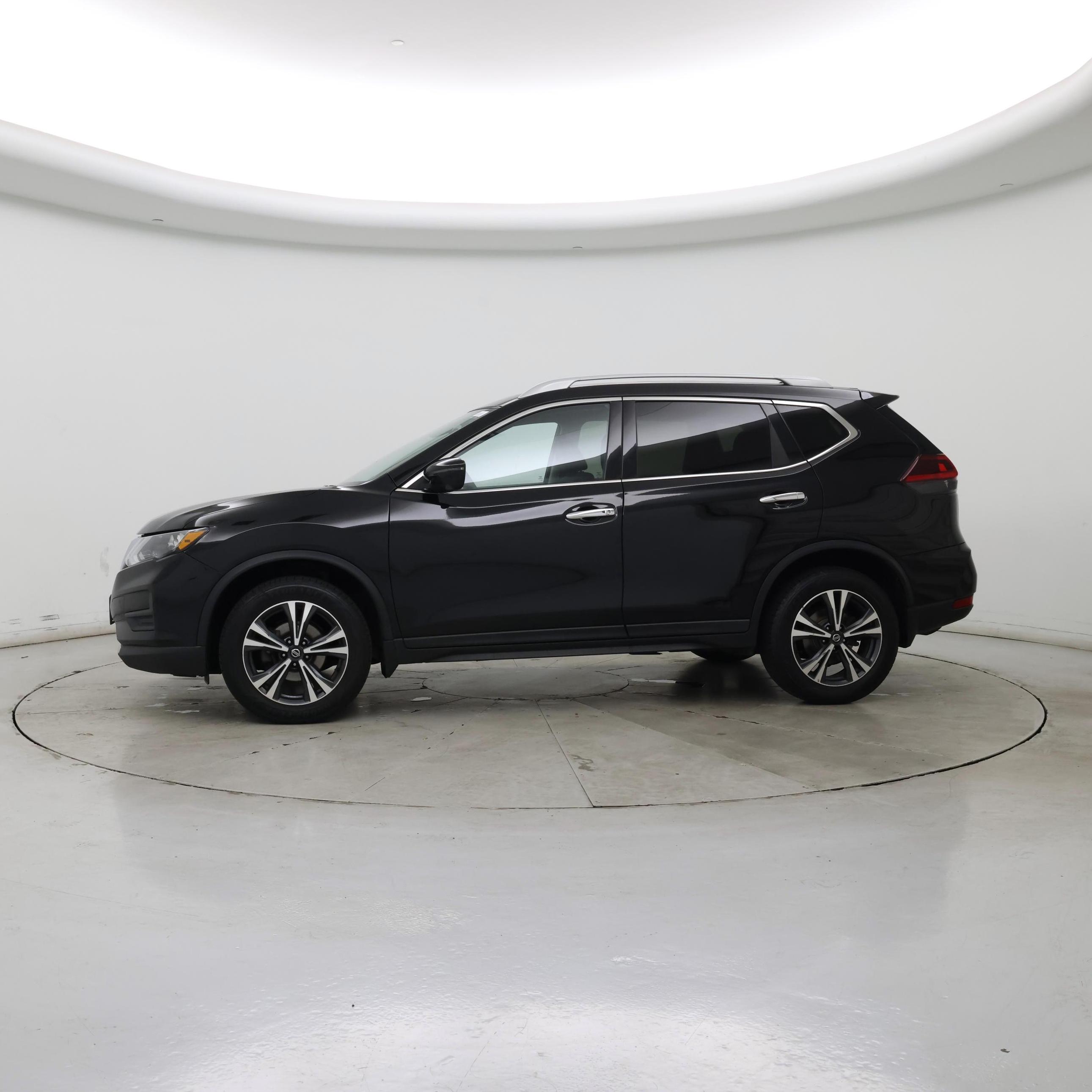 Thumbnail: 2019 Nissan Rogue - 3