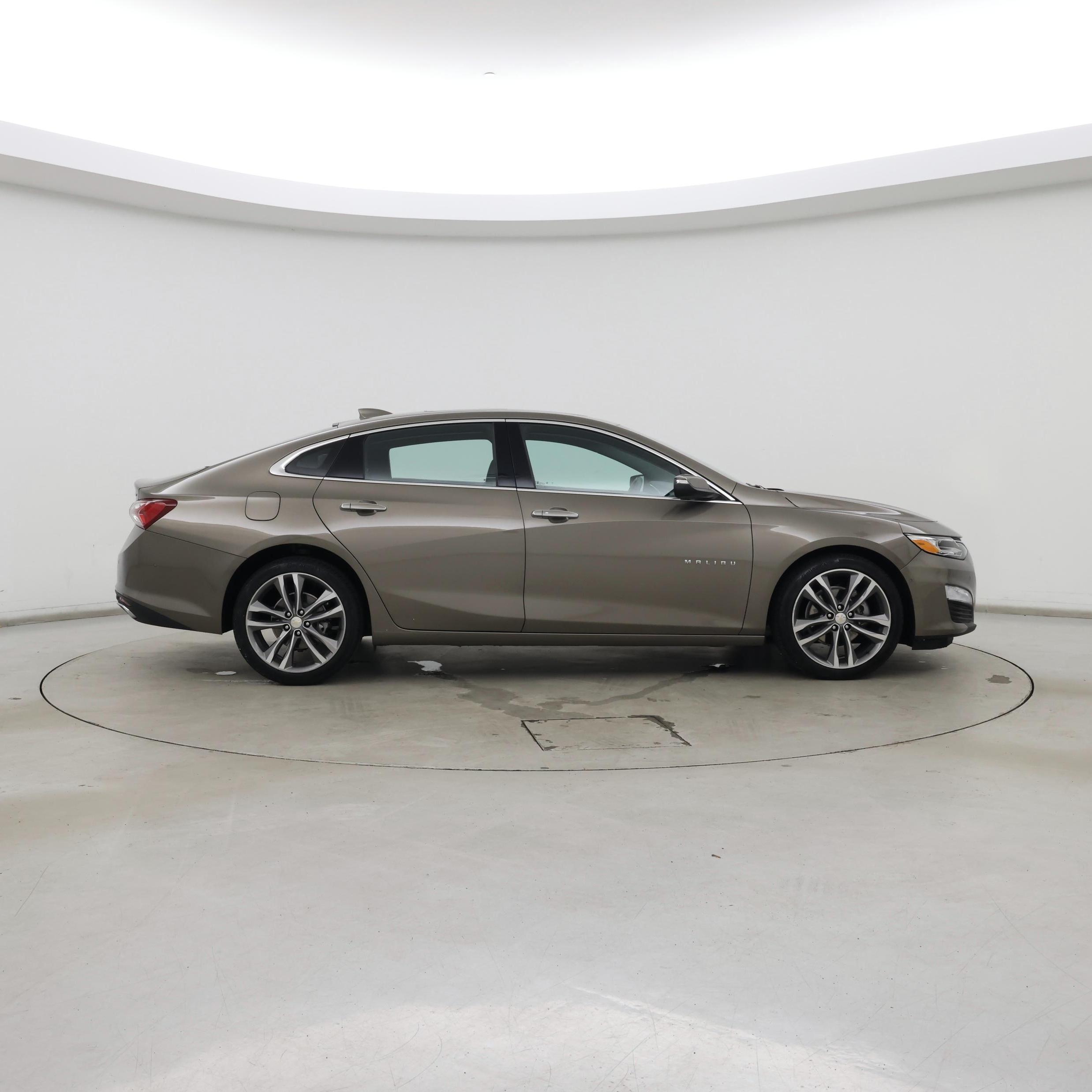 Thumbnail: 2020 Chevrolet Malibu - 7