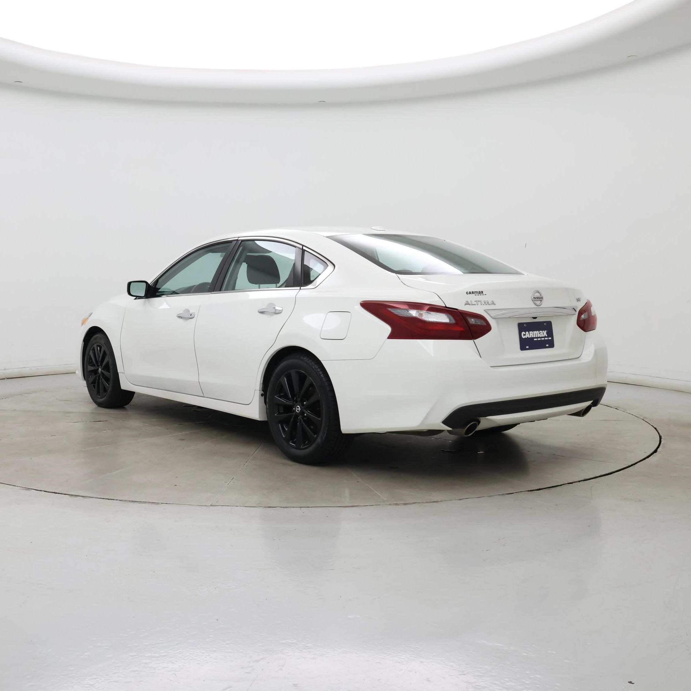 Thumbnail: 2018 Nissan Altima - 2