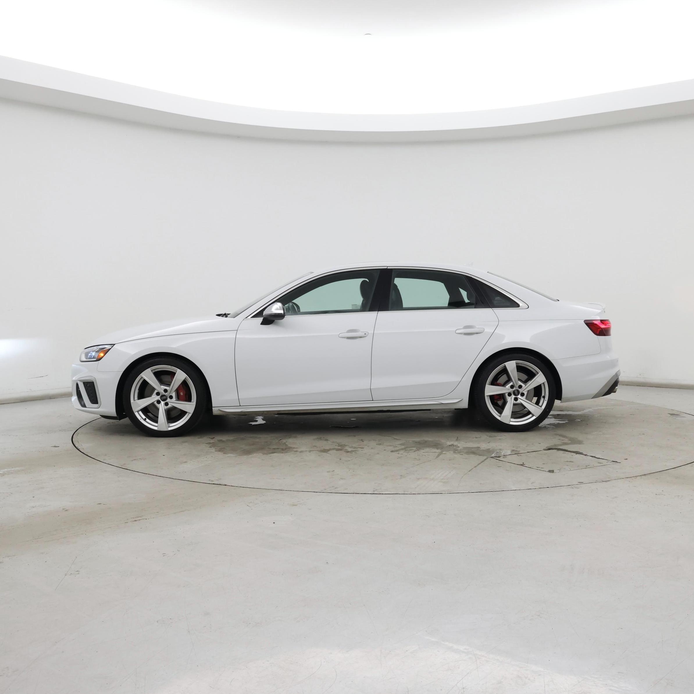 Thumbnail: 2020 Audi S4 - 3
