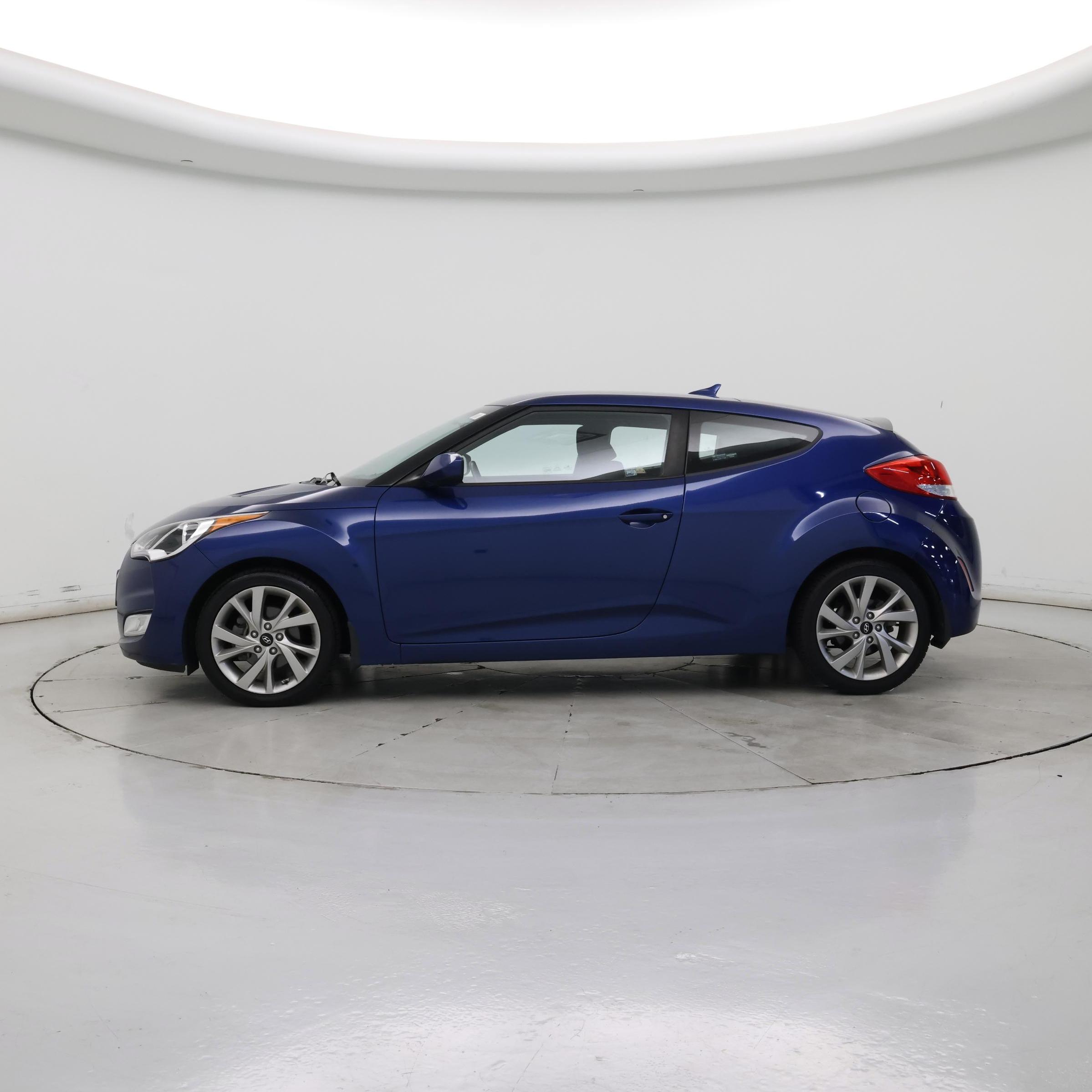 Thumbnail: 2017 Hyundai Veloster - 3