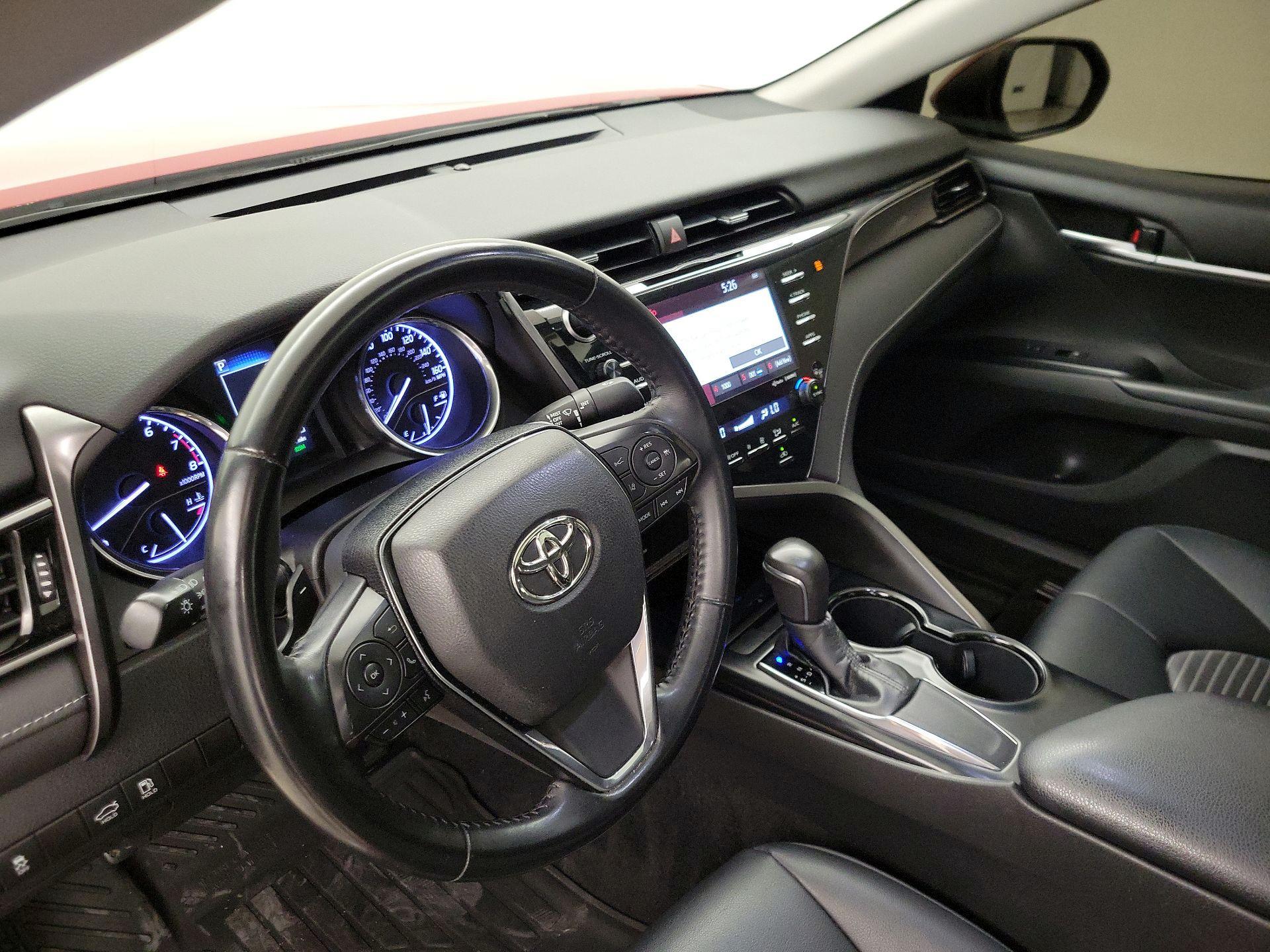 Thumbnail: 2019 Toyota Camry - 9