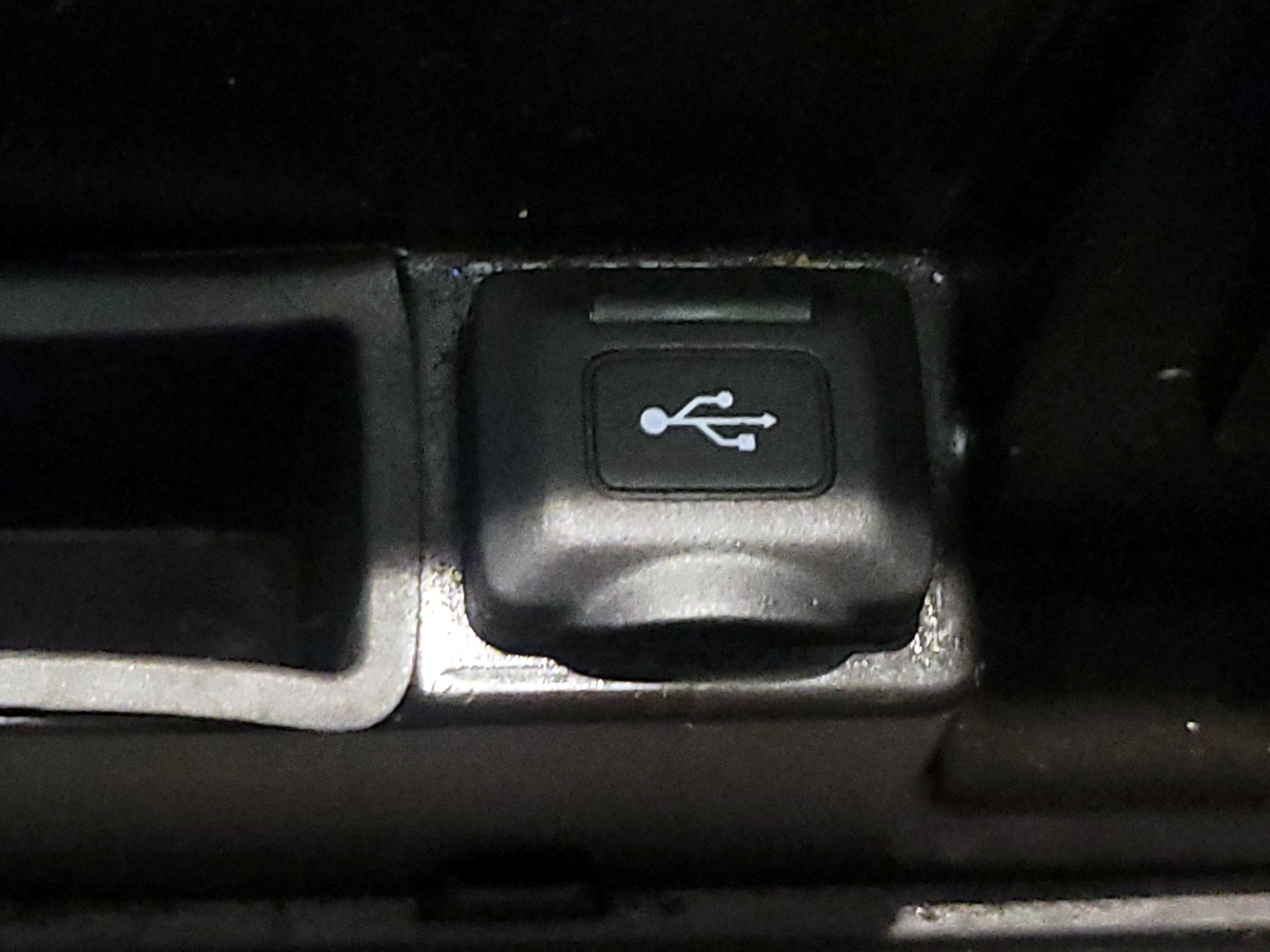 Thumbnail: 2014 Acura MDX - 19