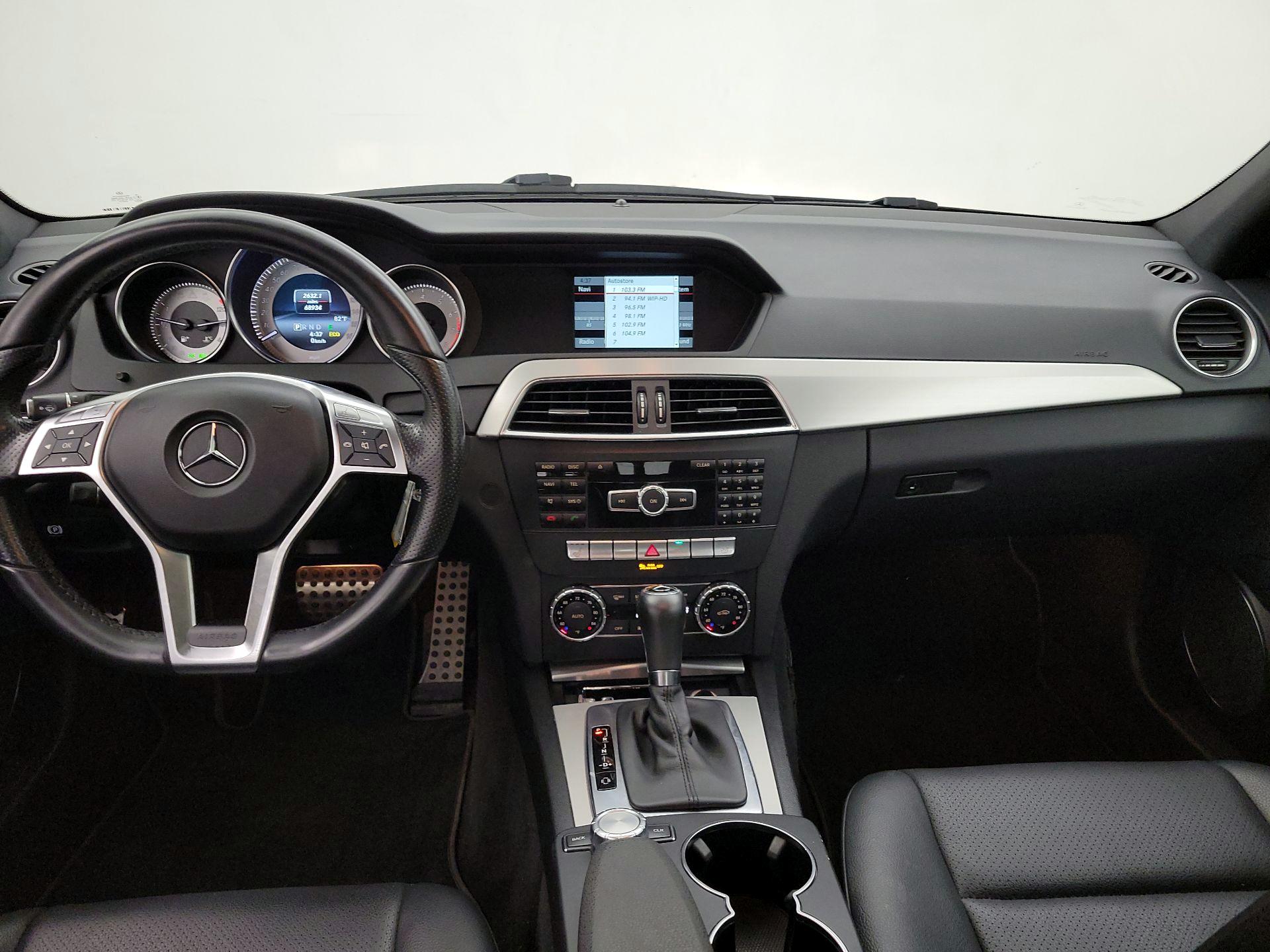 Thumbnail: 2014 Mercedes-Benz C-Class - 9