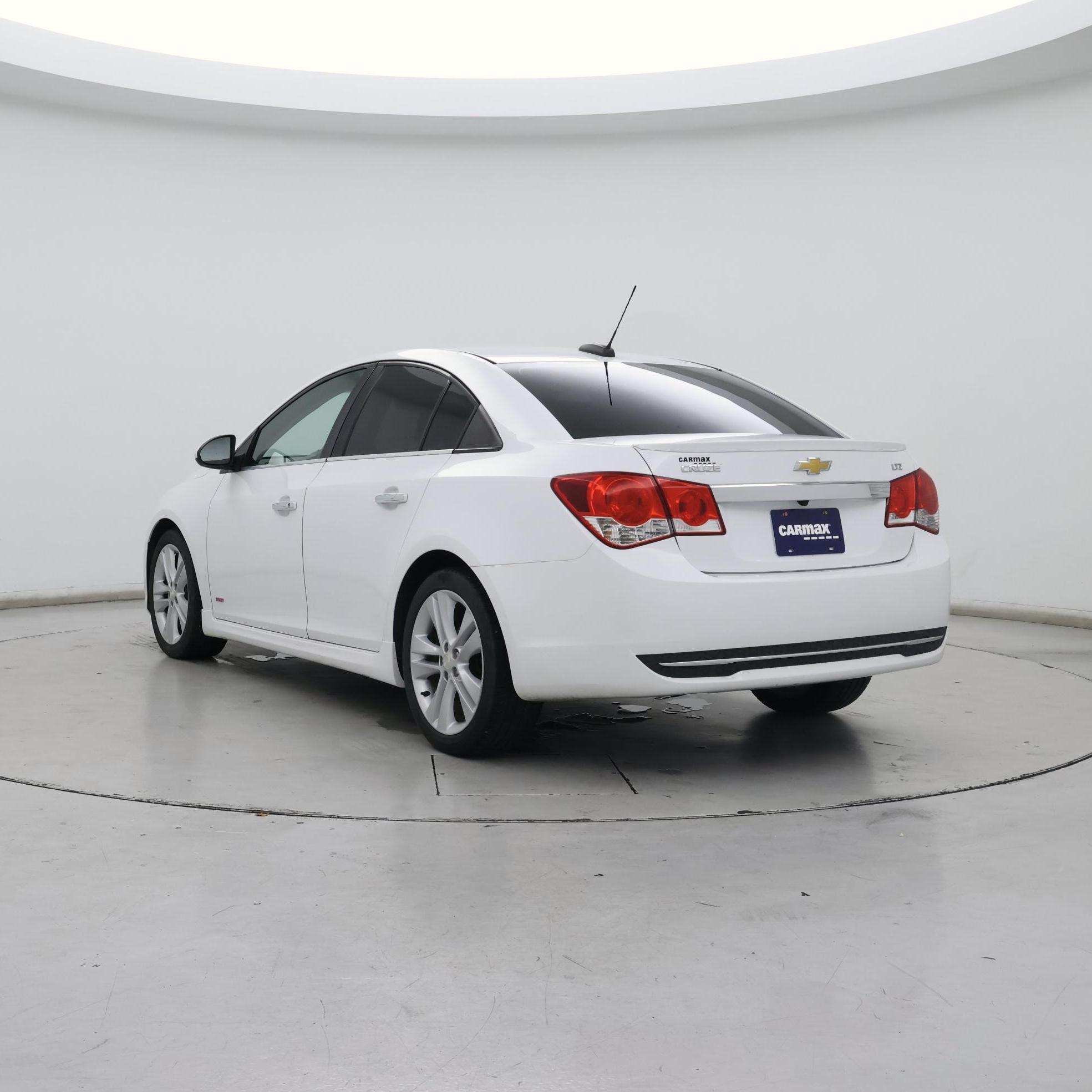 Thumbnail: 2015 Chevrolet Cruze - 2