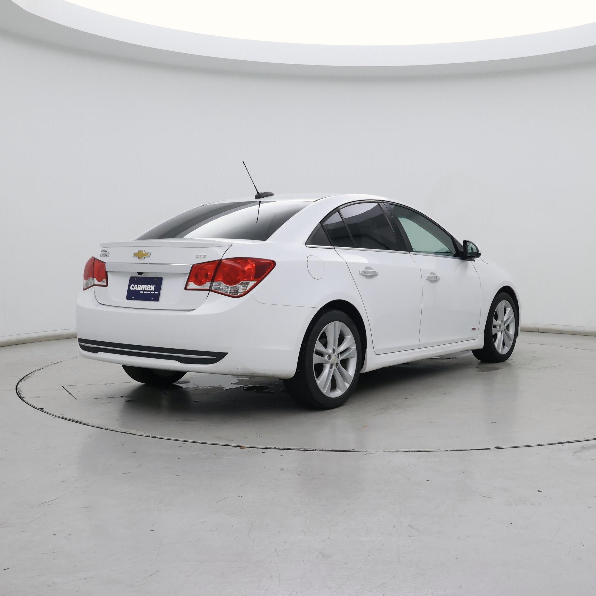 Thumbnail: 2015 Chevrolet Cruze - 8