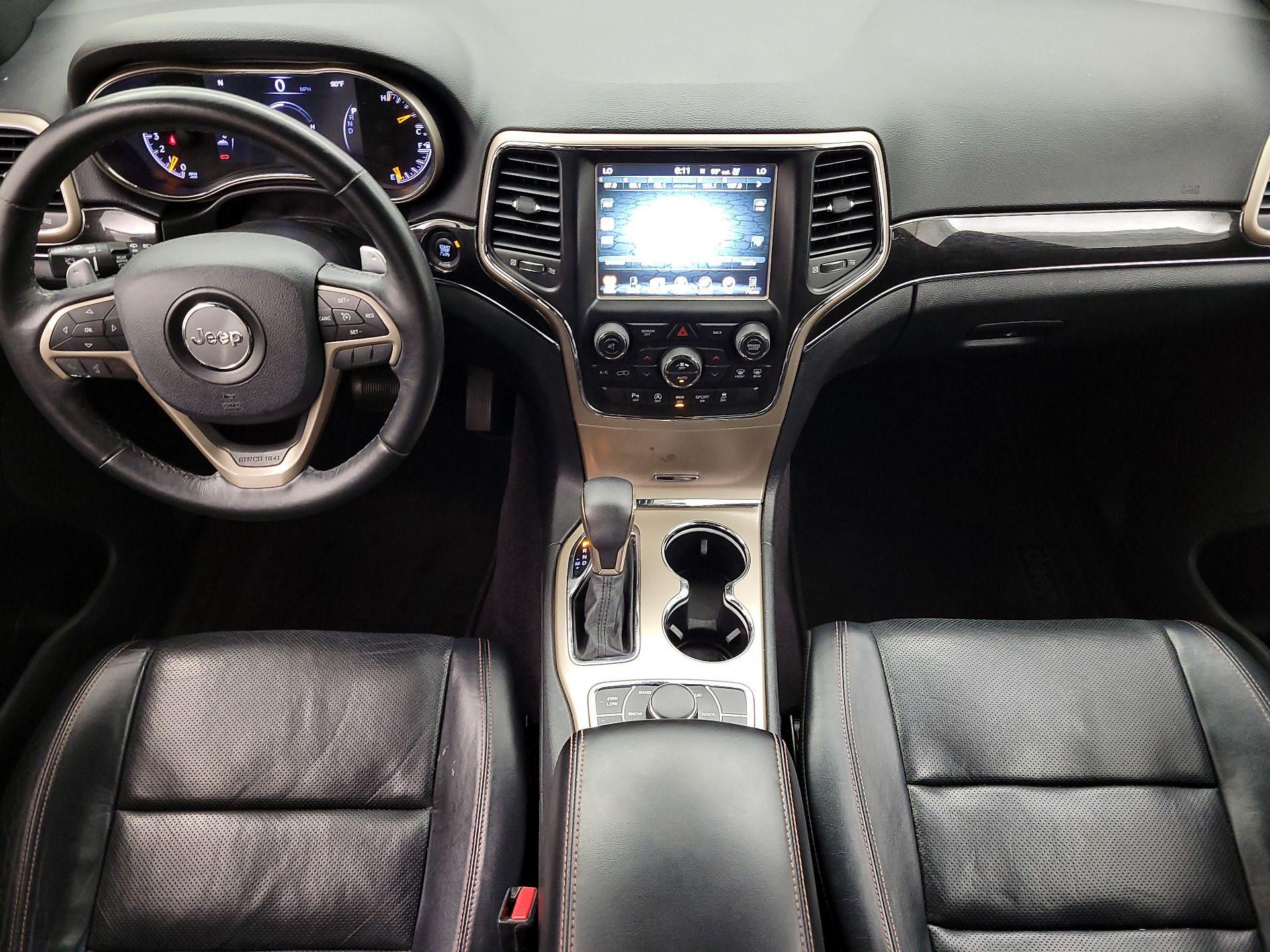 Thumbnail: 2016 Jeep Grand Cherokee - 9