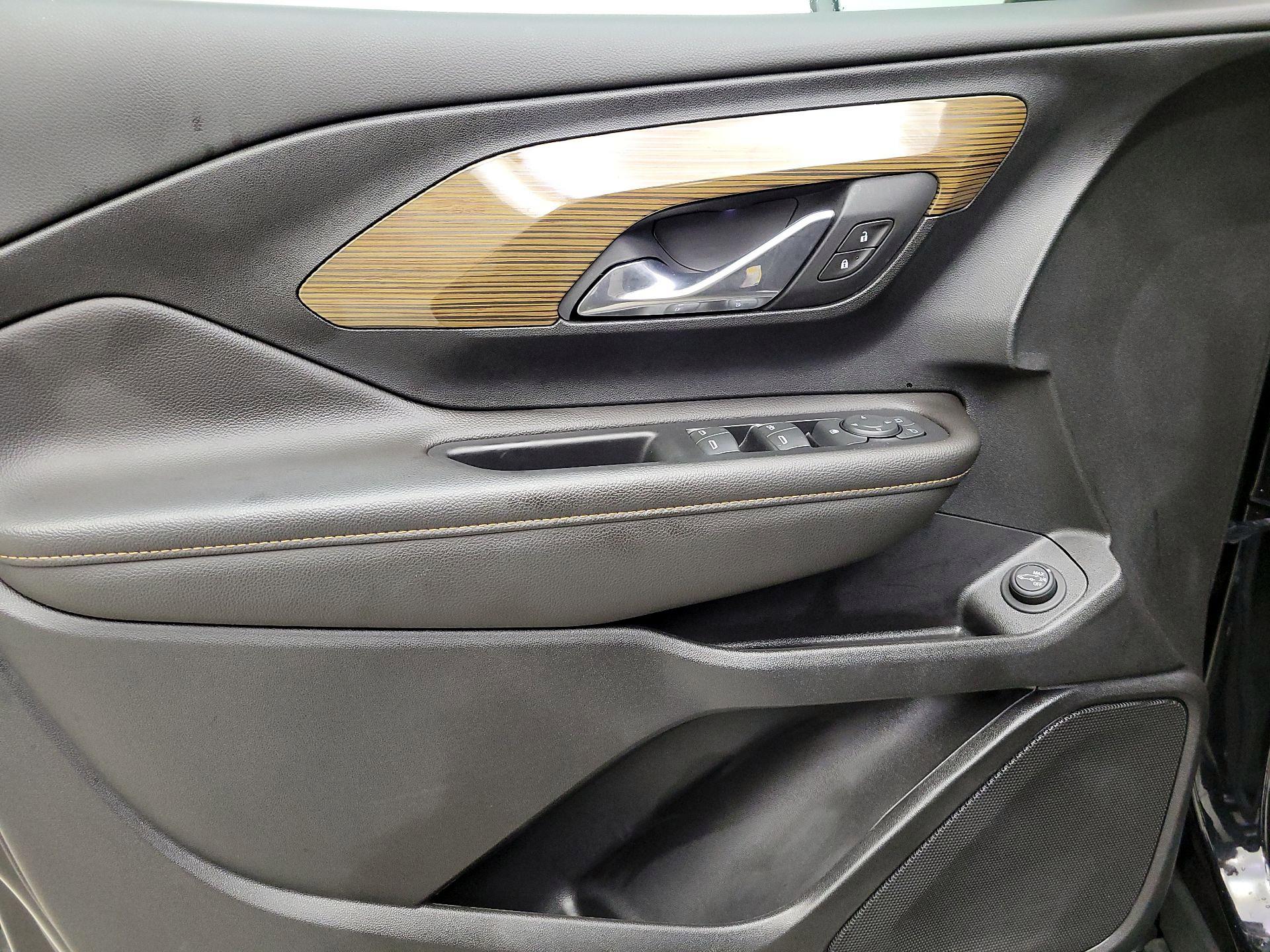 Thumbnail: 2020 GMC Terrain - 12