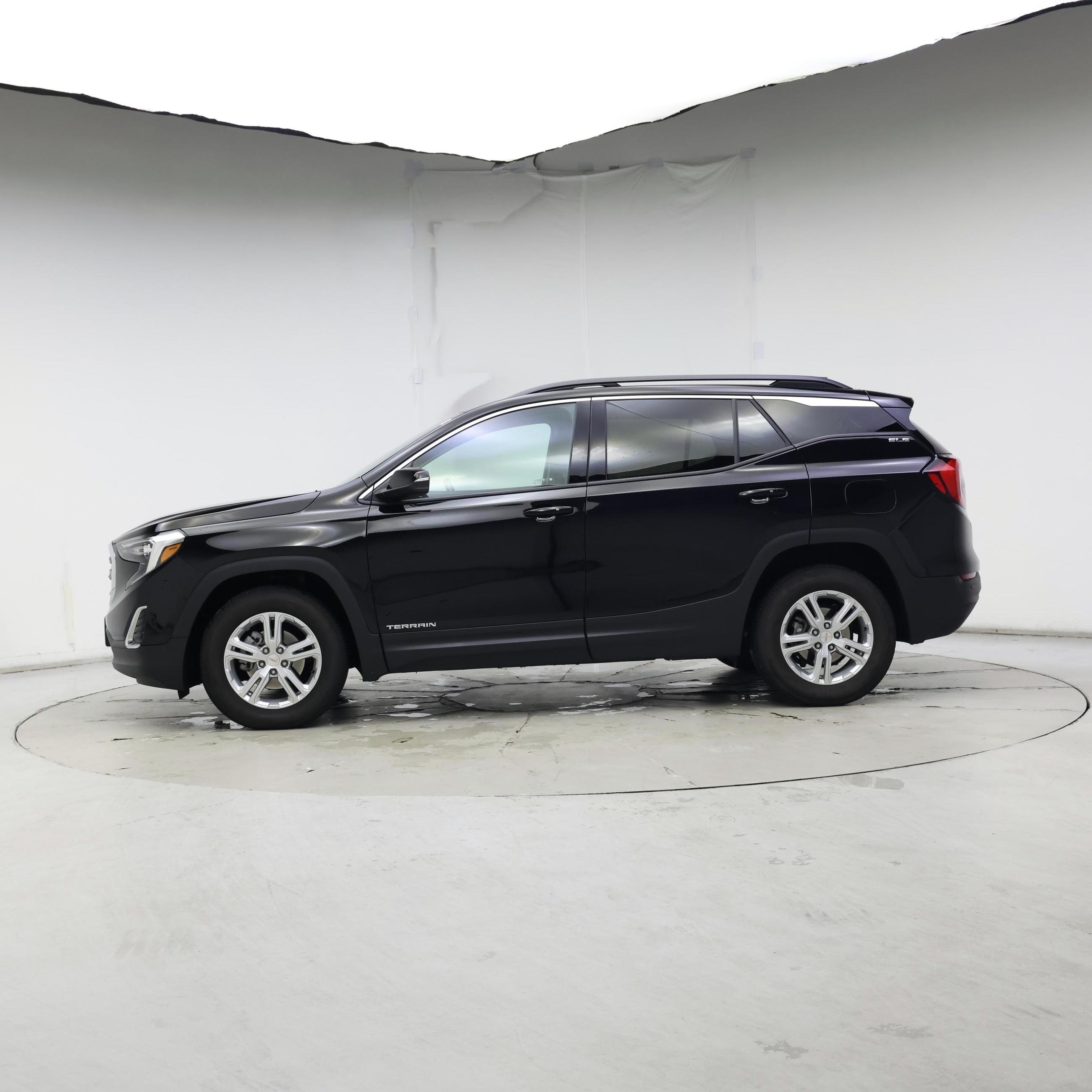 Thumbnail: 2020 GMC Terrain - 3