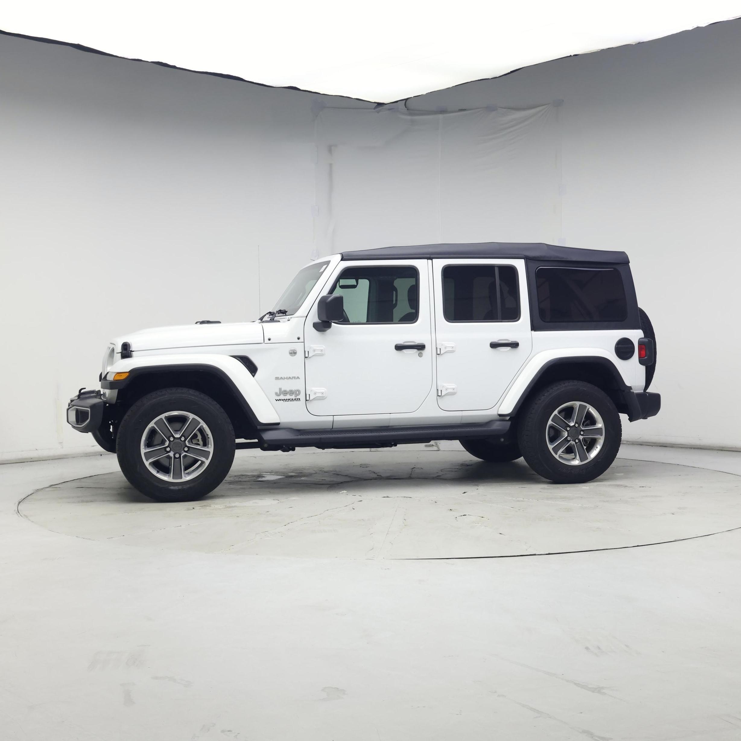 Thumbnail: 2021 Jeep Wrangler - 3