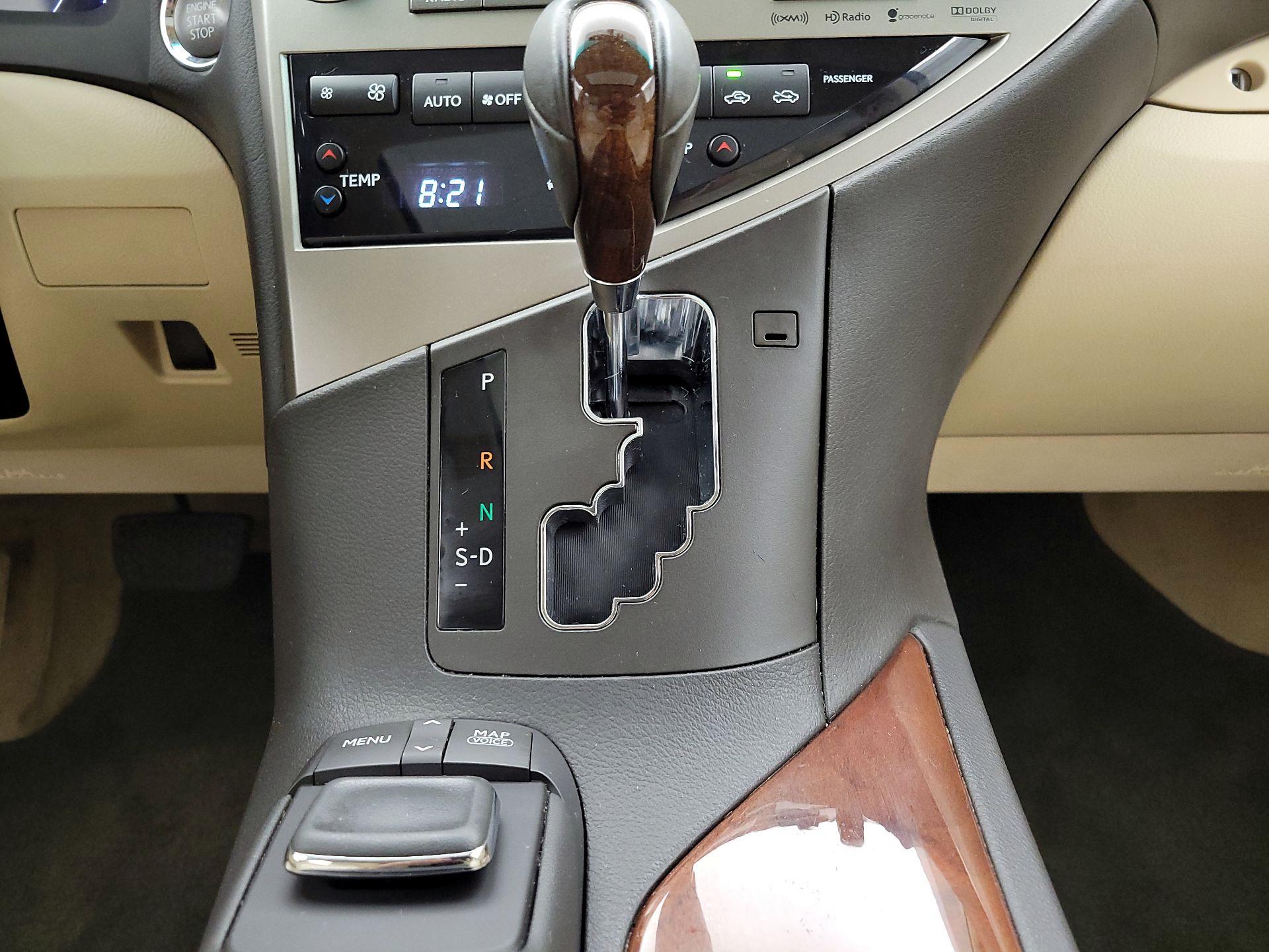 Thumbnail: 2015 Lexus RX - 18