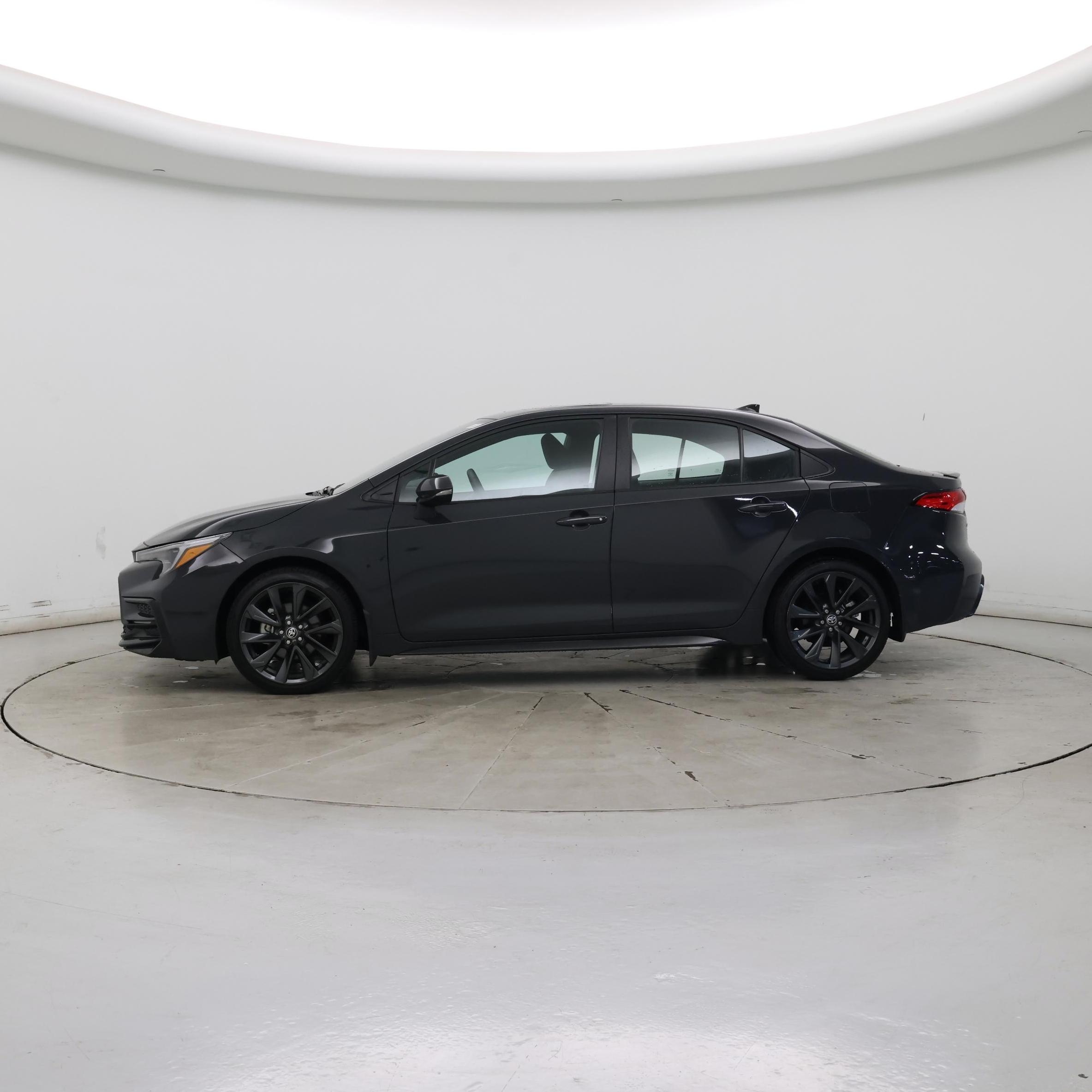Thumbnail: 2024 Toyota Corolla - 3