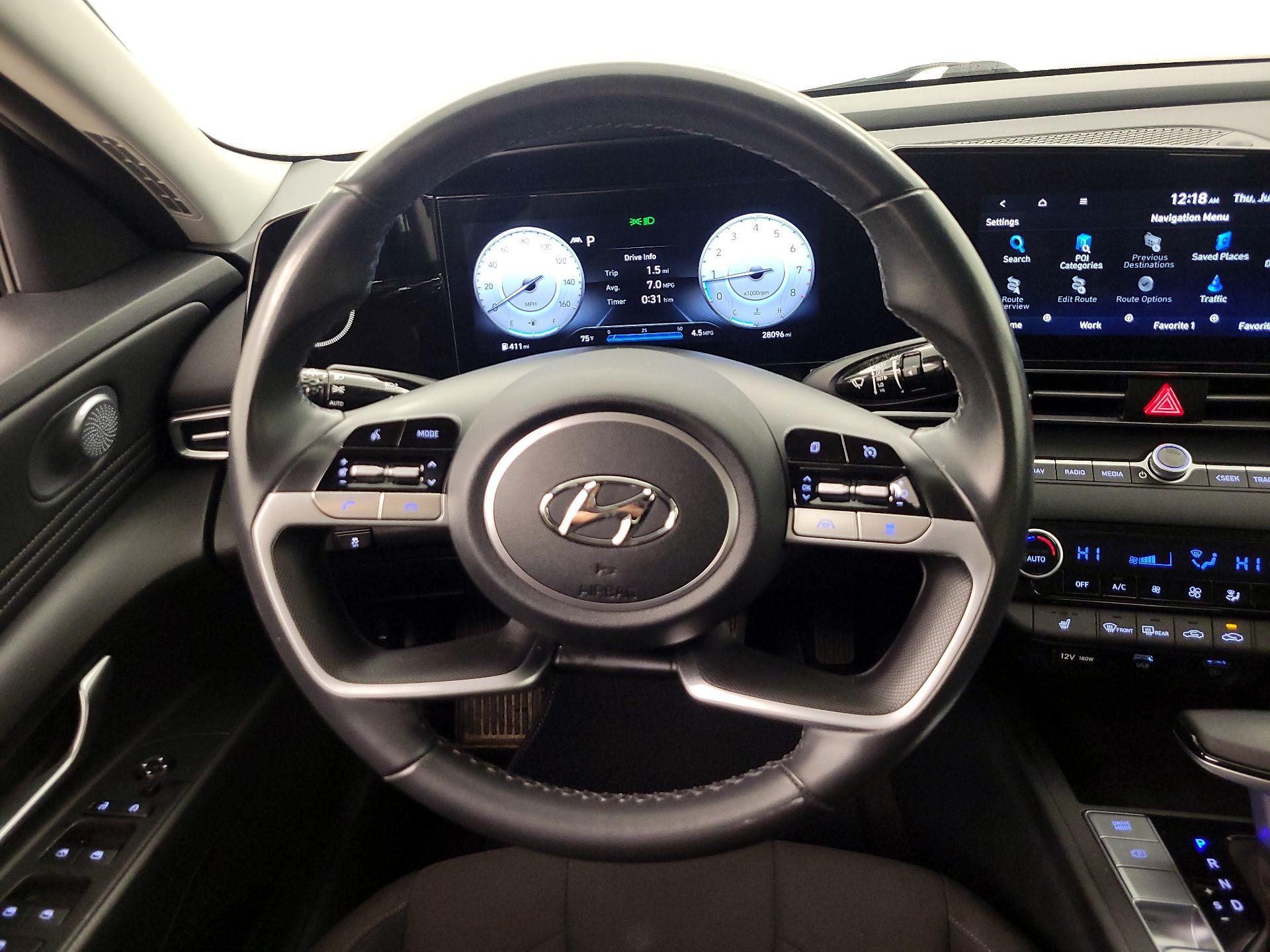 Thumbnail: 2023 Hyundai Elantra - 10
