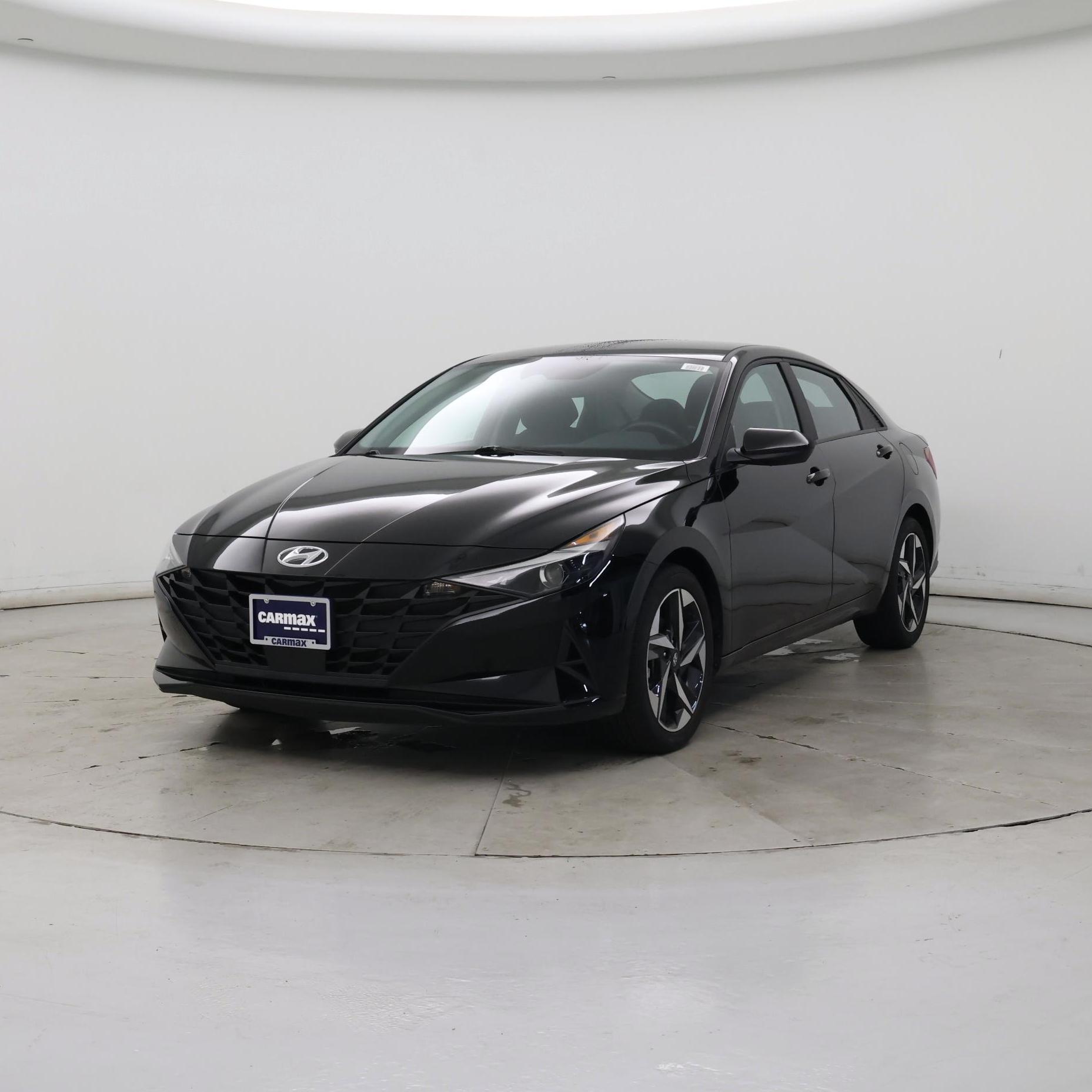Thumbnail: 2023 Hyundai Elantra - 4