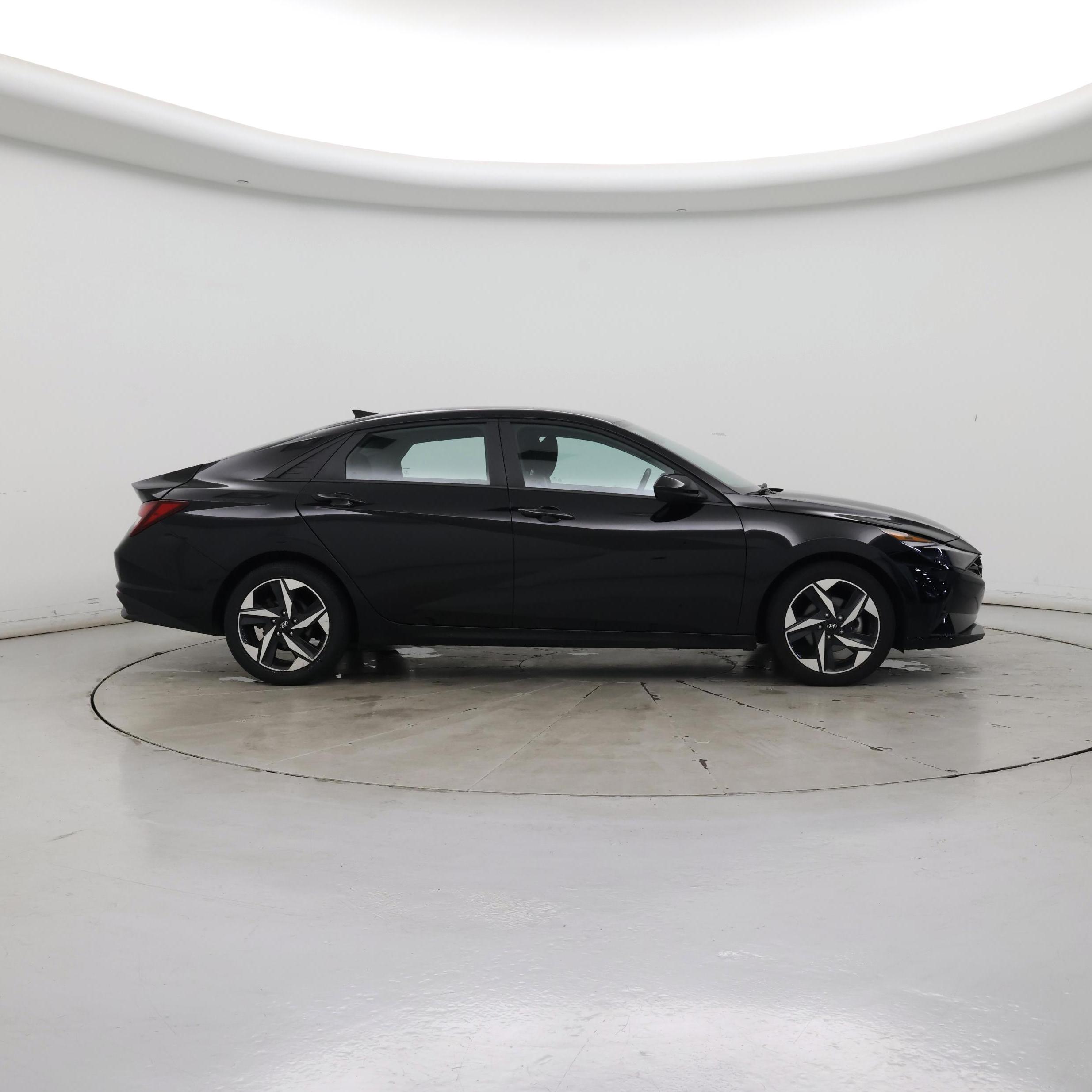 Thumbnail: 2023 Hyundai Elantra - 7