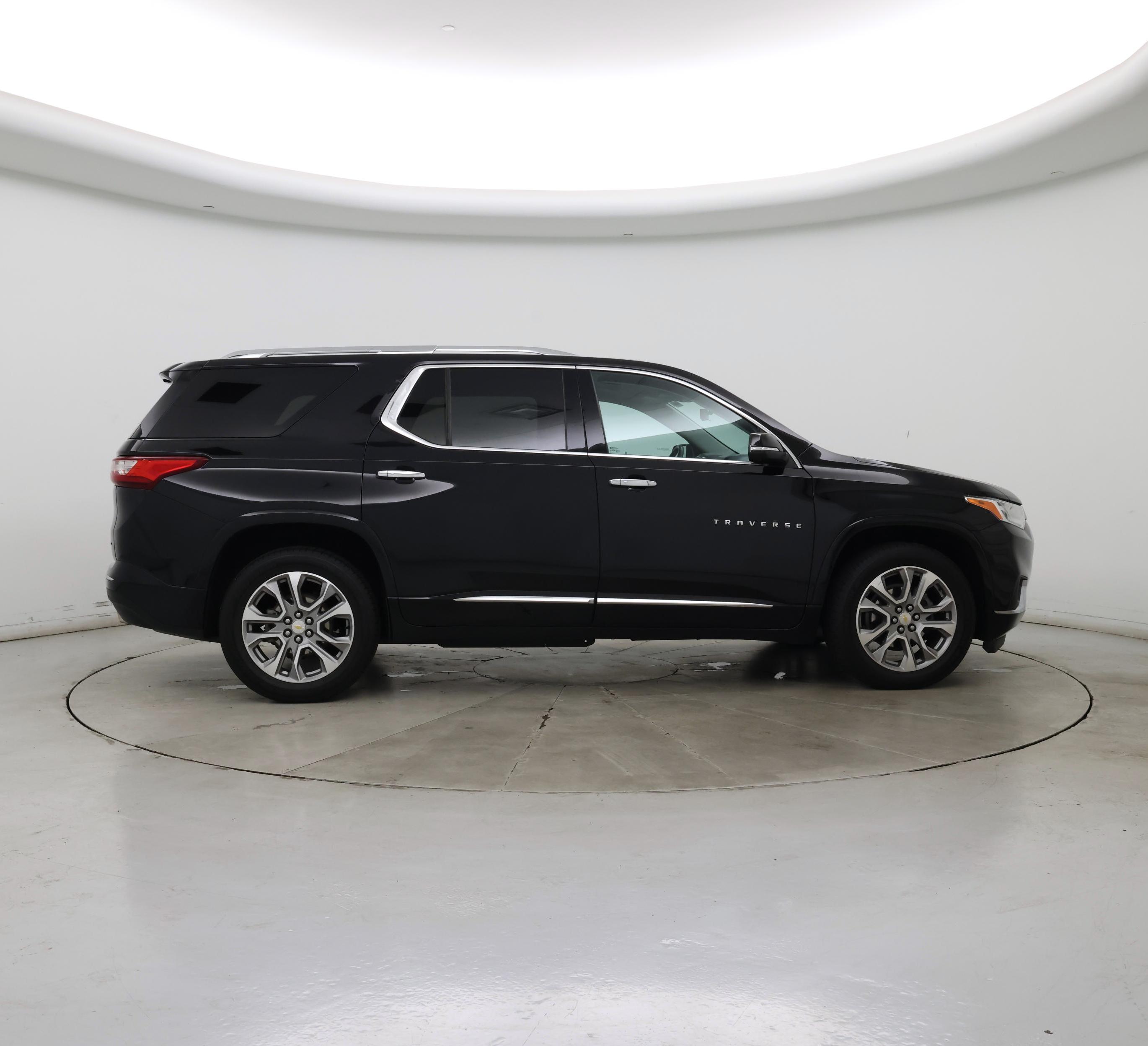 Thumbnail: 2021 Chevrolet Traverse - 7